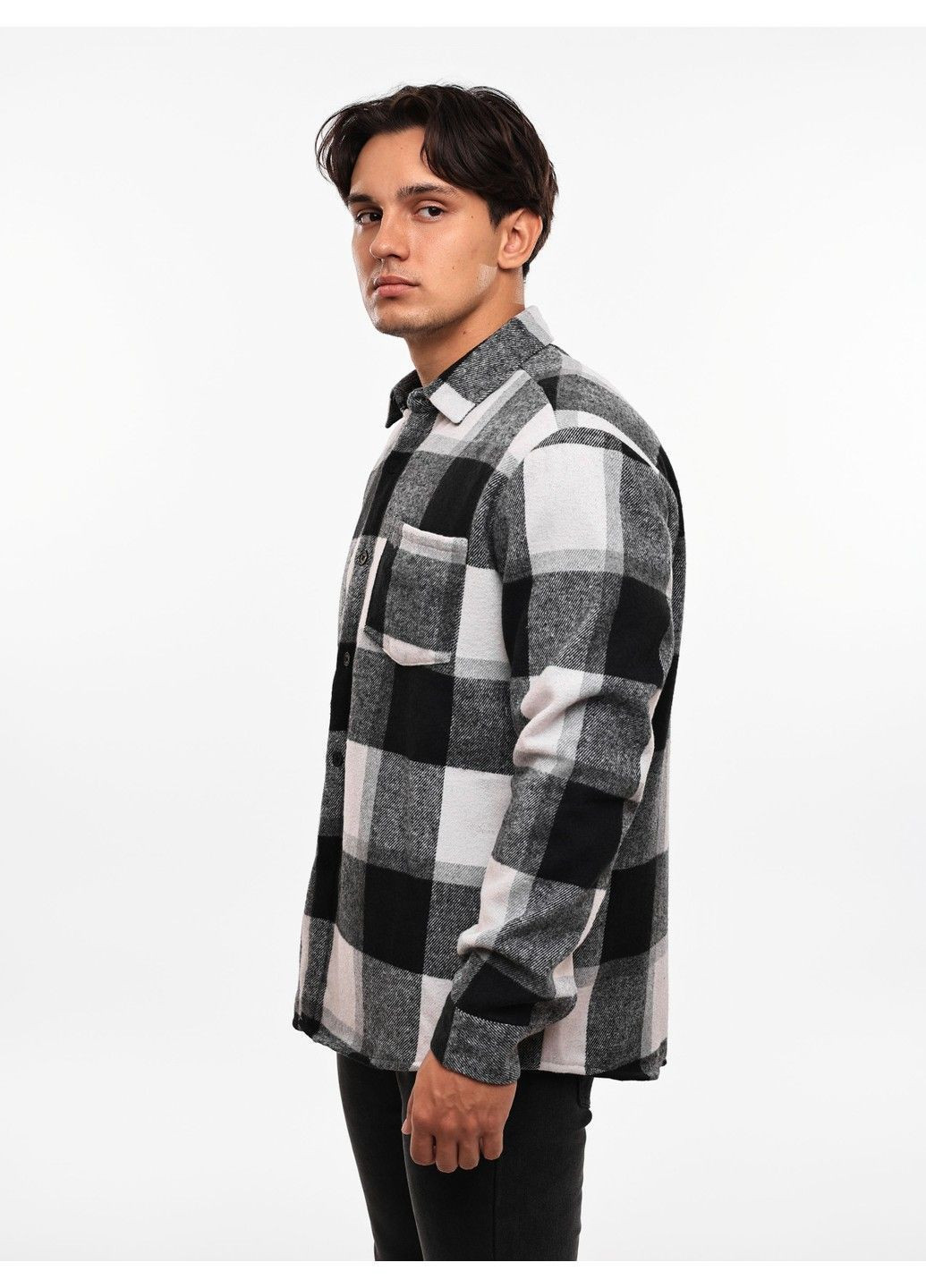 Черно-белая рубашка BNH