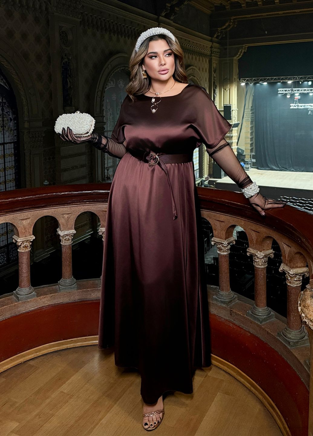 Коричнева святковий, коктейльна, вечірня вечірня сукня шовкова максі довжини з відкритою спиною та поясом дзвін, з відкритою спиною No Brand однотонна