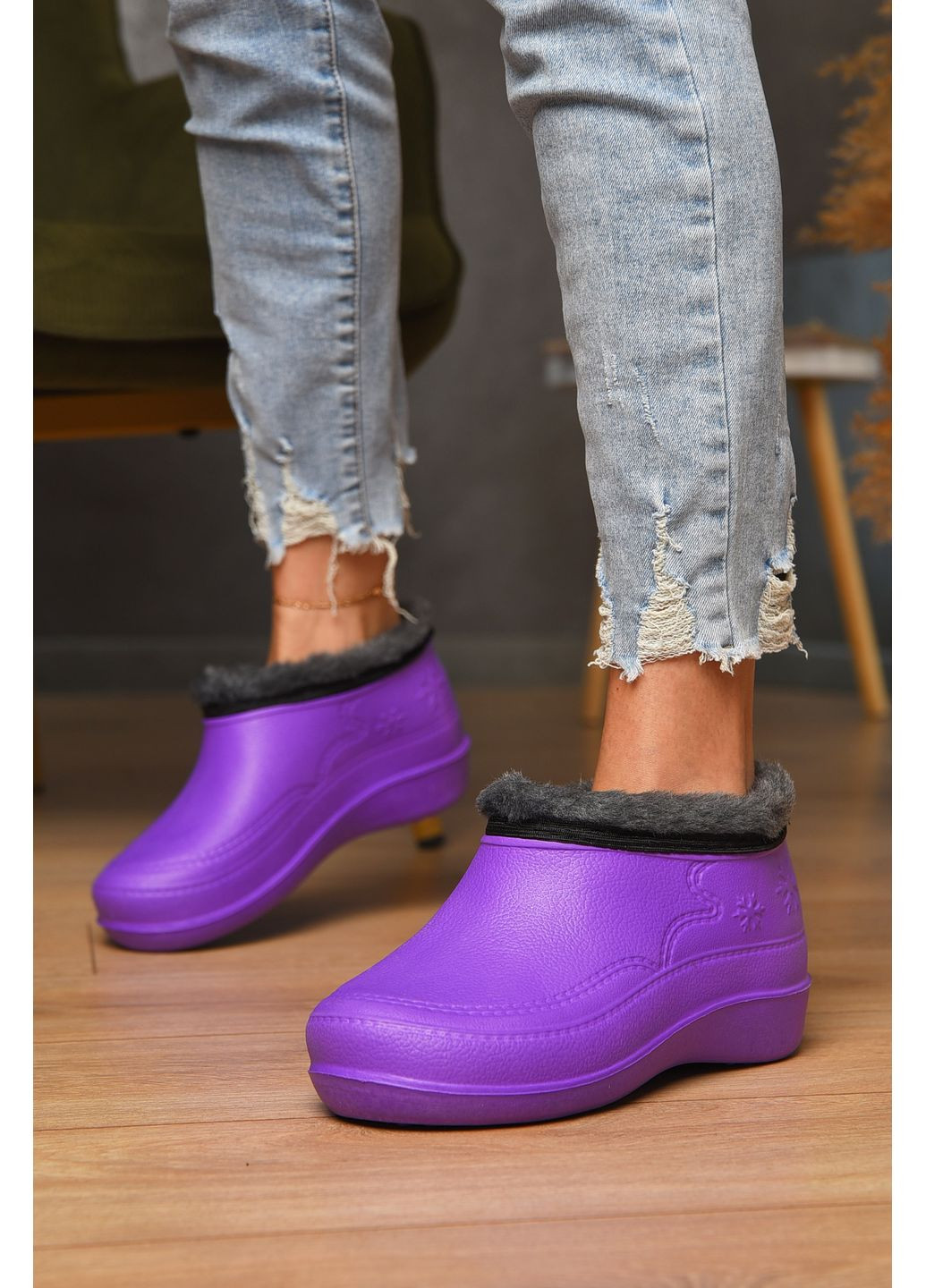 Галоши женские на меху фиолетового цвета Let's Shop (354693603)