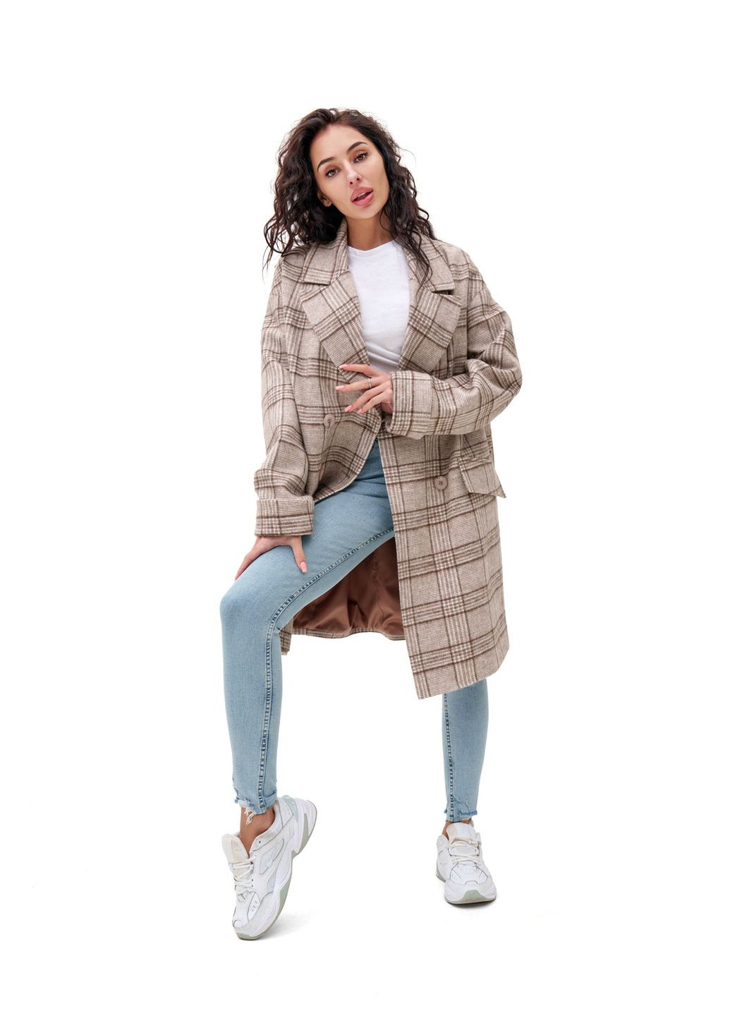 Кофейное демисезонное Пальто Жаннет капучино (клетка) Emass