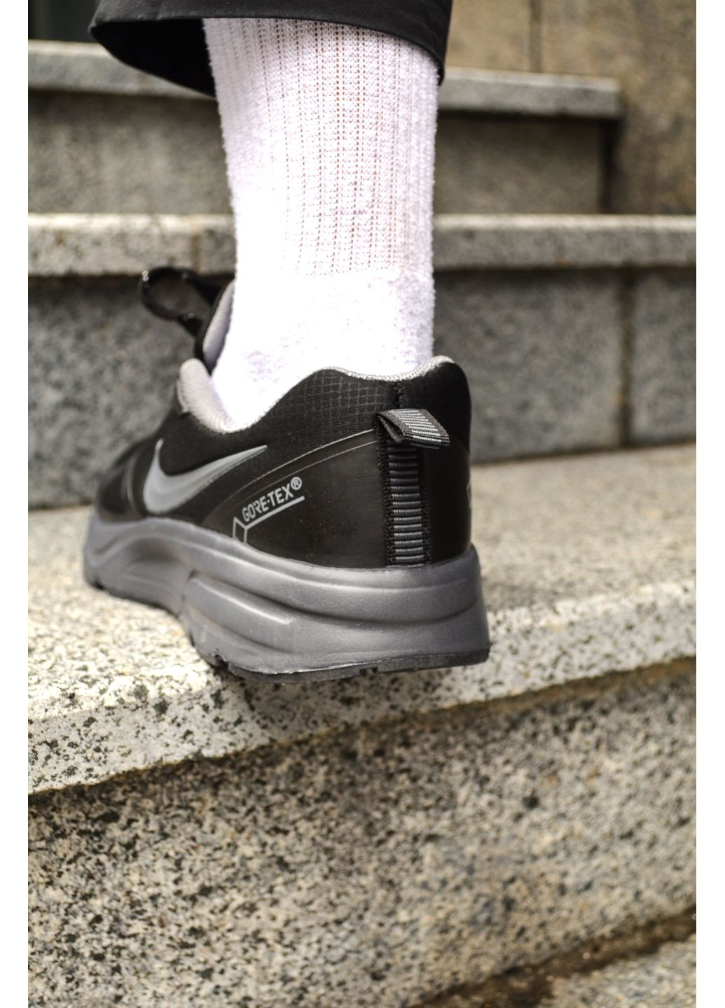 Чорні Осінні кросівки чоловічі nike pegasus 26x gore-tex triple black найк пегасус No Brand