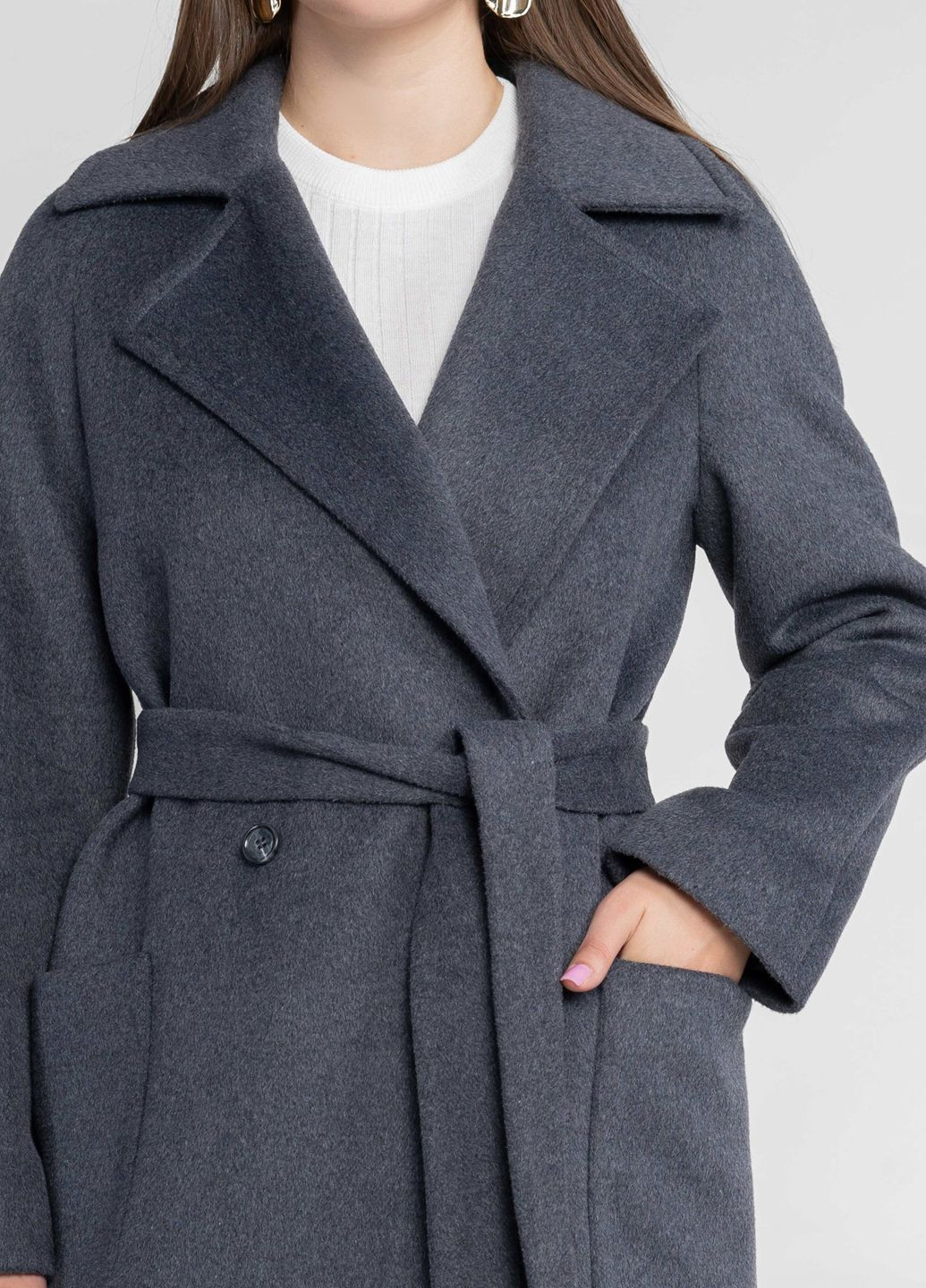 Серое зимнее Женское пальто серое Arber