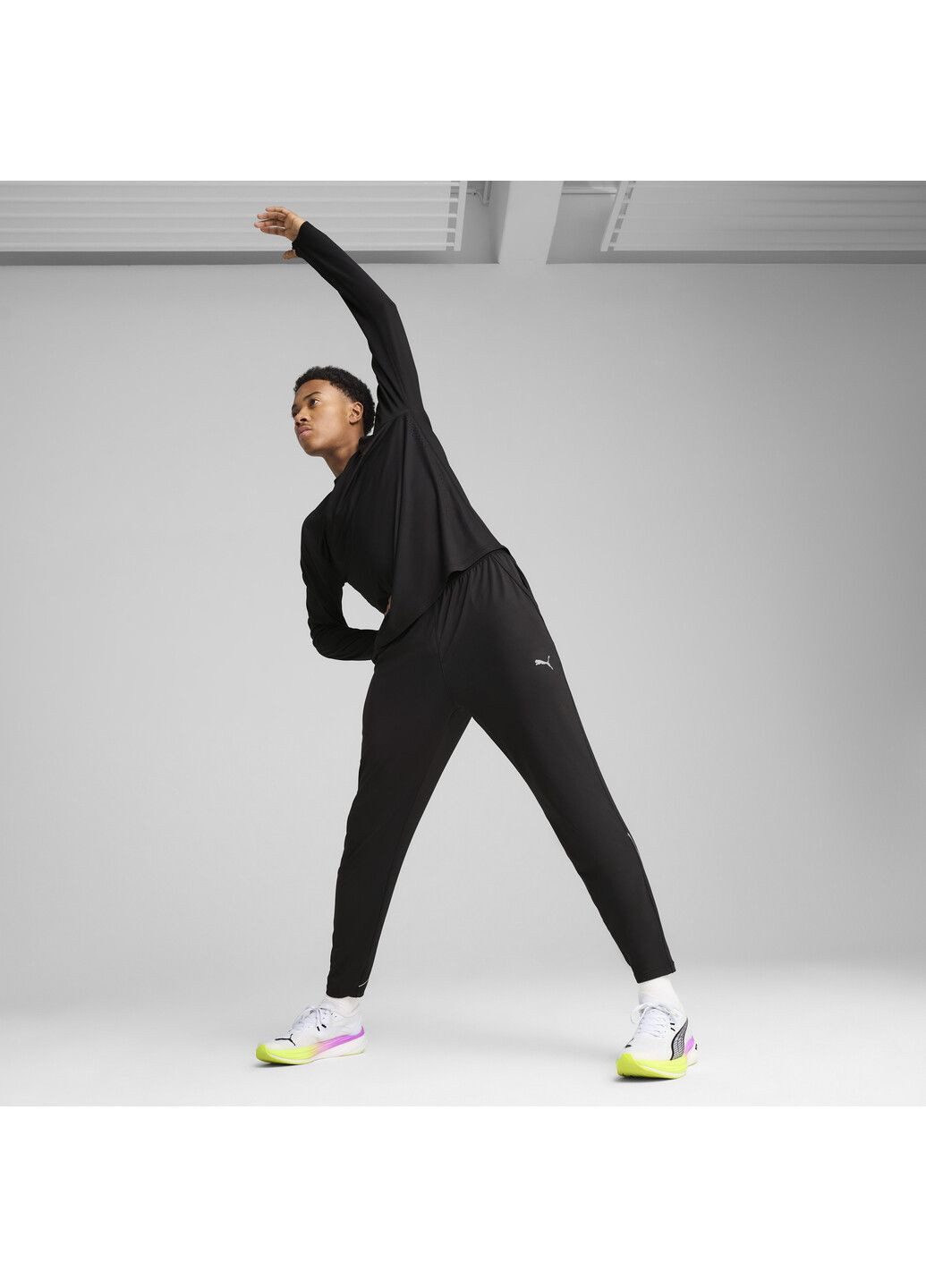 Штани CLOUDSPUN Tapered Running Pants Men Puma (333930005)