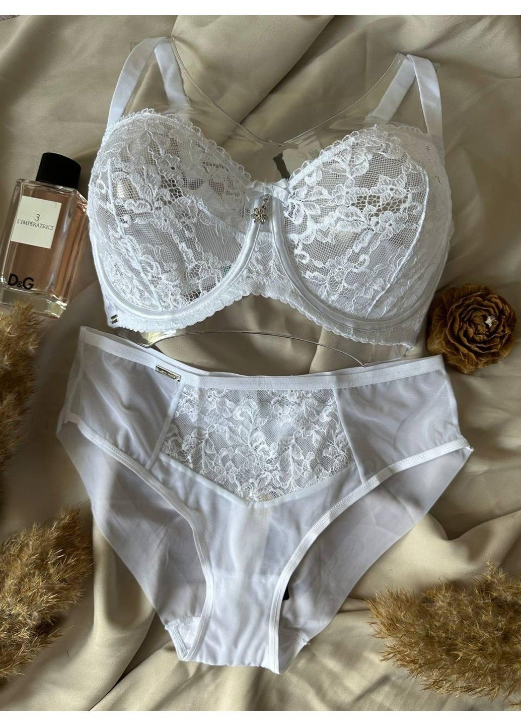 Білий жіноча нижня білизна чашка d з мережевом комплект Lanny Mode