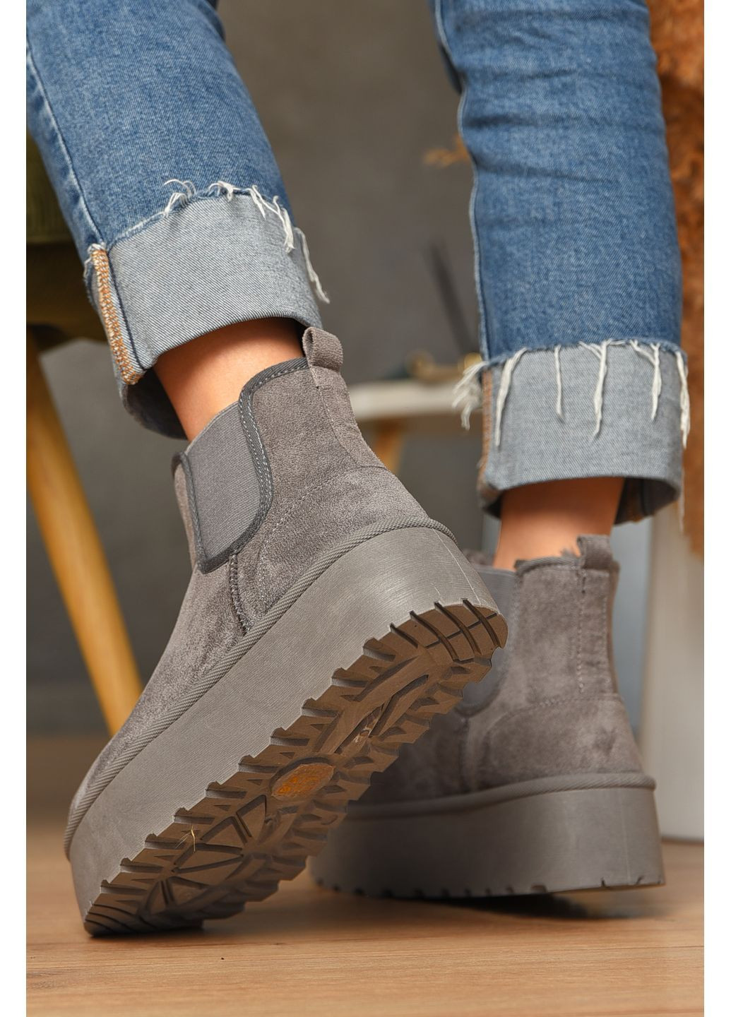 Уггі жіночі на хутрі сірого кольору Let's Shop (364485074)
