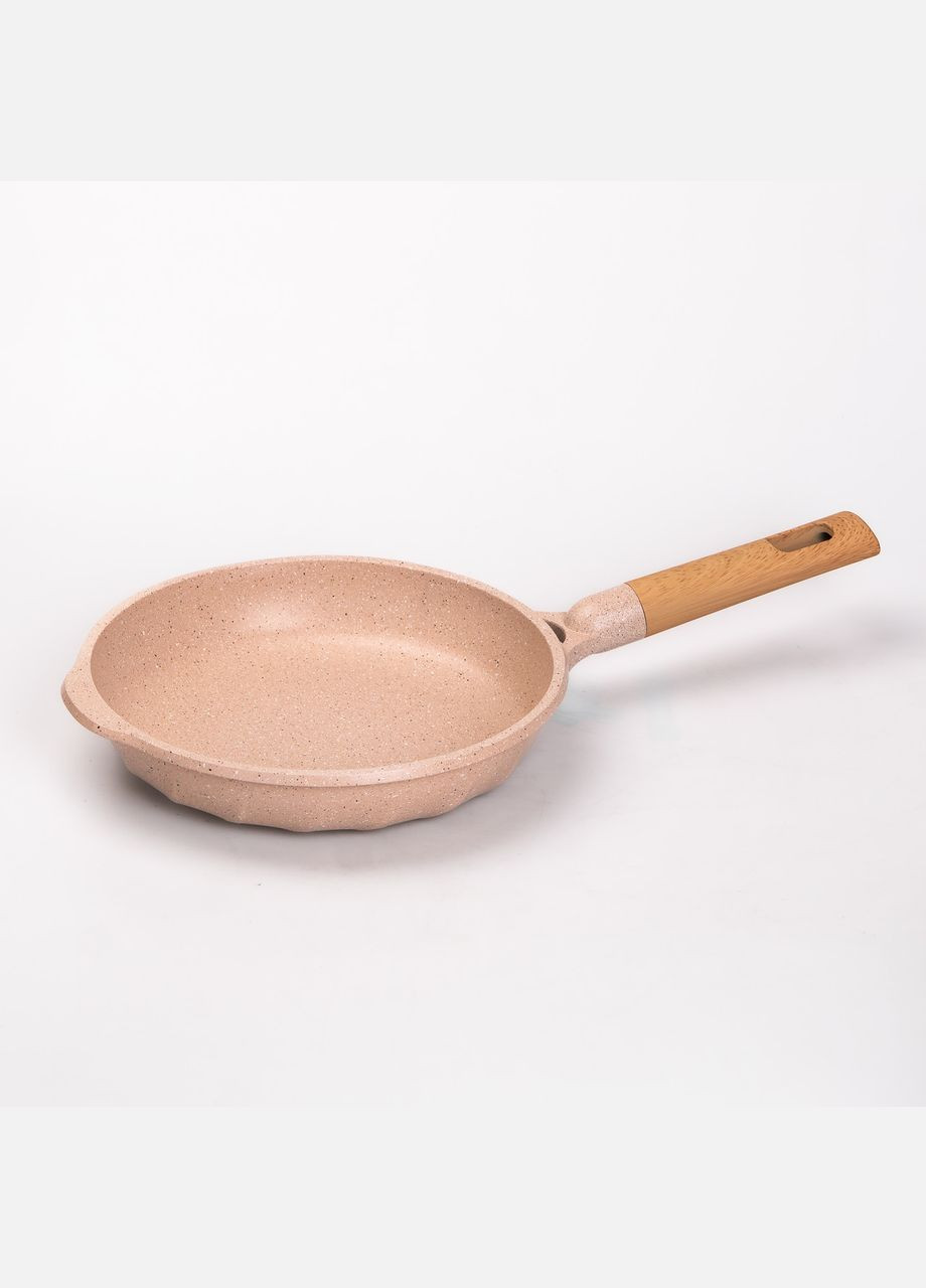 Набор посуды, 3 кастрюли, сковорода, алюминиевая толстодонная с лопаткой и половником, бежевый HP-4-401CR MGC (306849248)