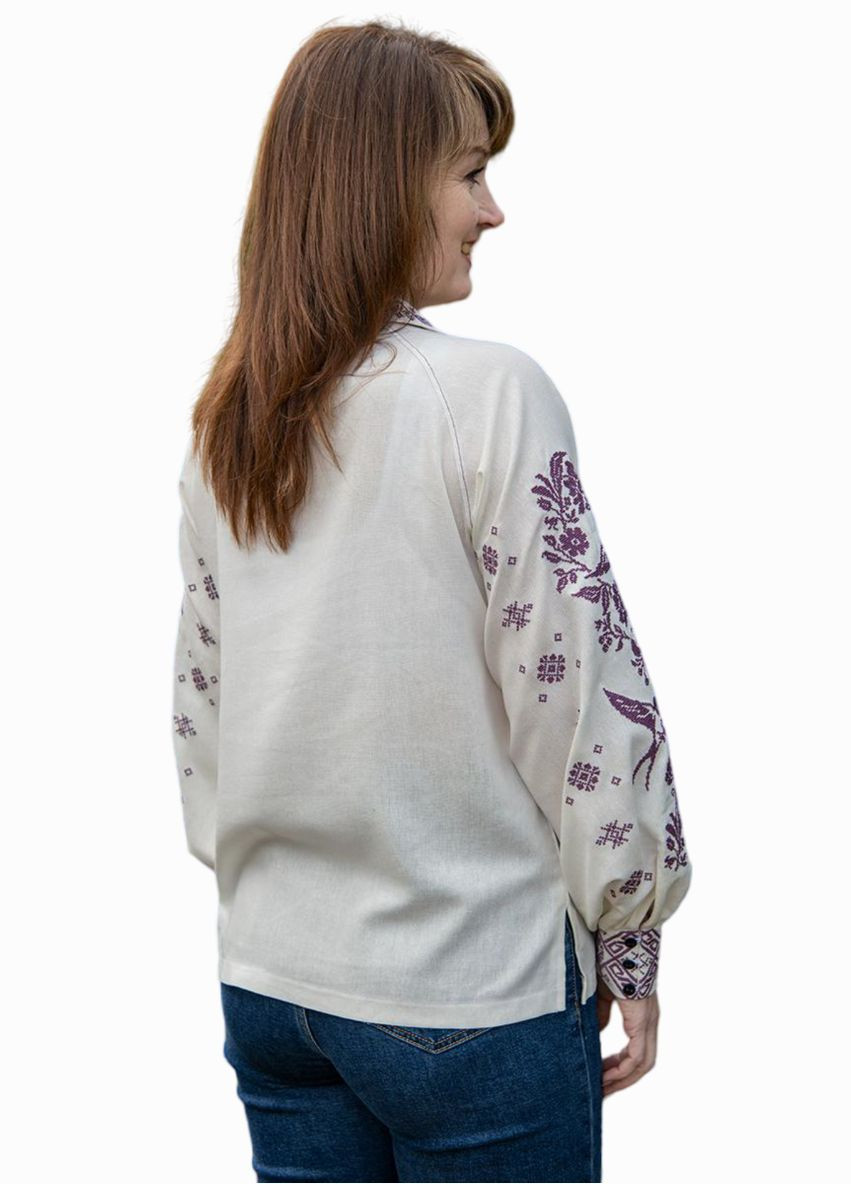 Молочная блузка женская с вышивкой ласточки молочная Україна