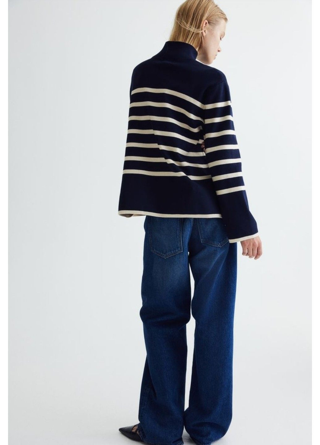 Темно-синій демісезонний жіночий светр з високим коміром н&м (57663) s темно-синій H&M
