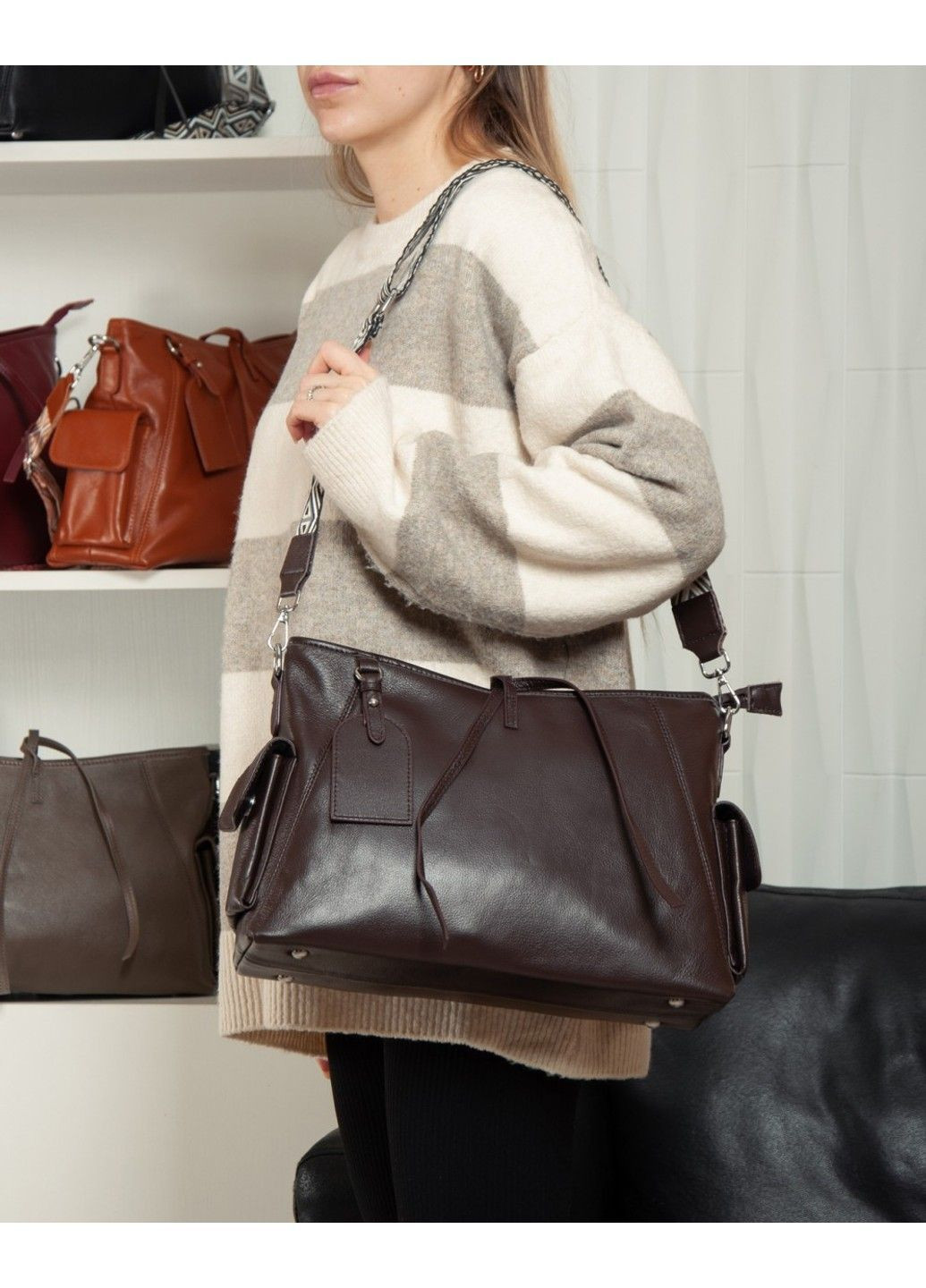 Женская кожаная сумка классическая 91008-9 brown Alex Rai (367992161)