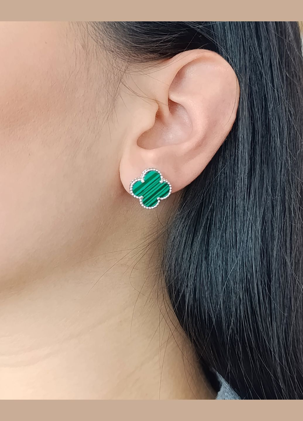 Серьги серебряные с малахитом "Клевер" (Арт.22311460034) No Brand Сережки (329909968)