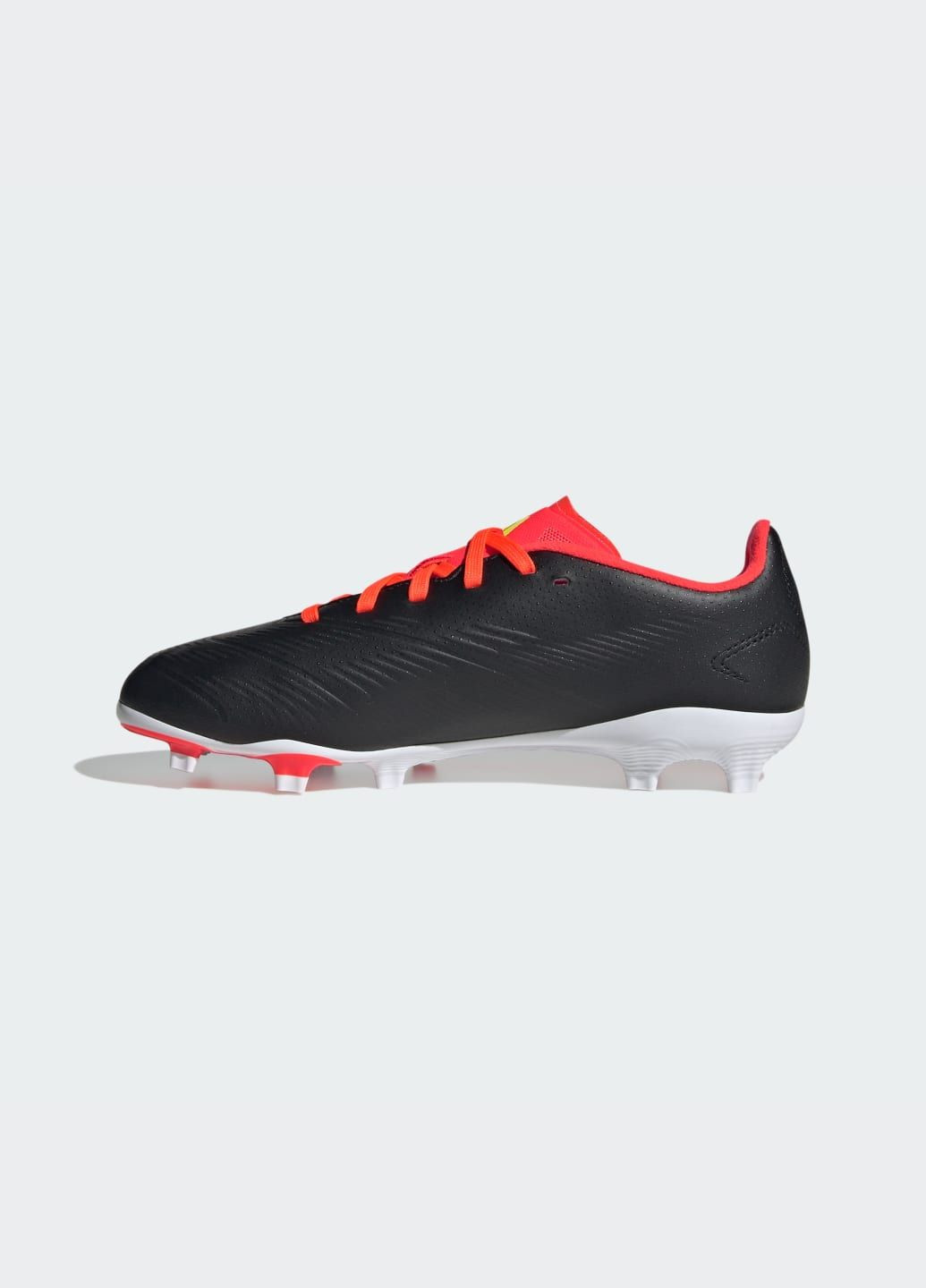 Футбольные бутсы Predator 24 League Firm Ground adidas (276324196)