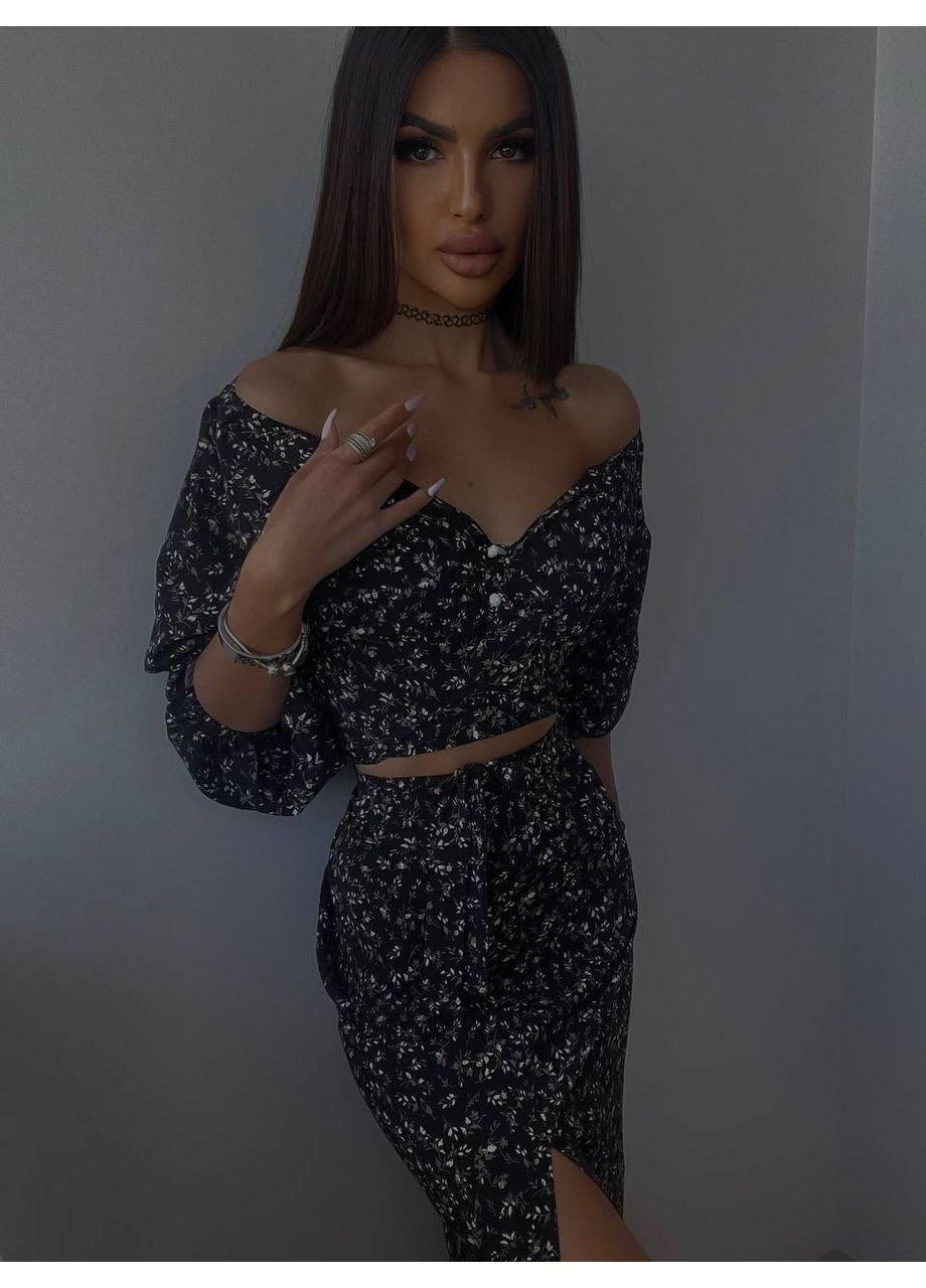 Костюм з топом і спідницею з розрізом Україна (353495279)