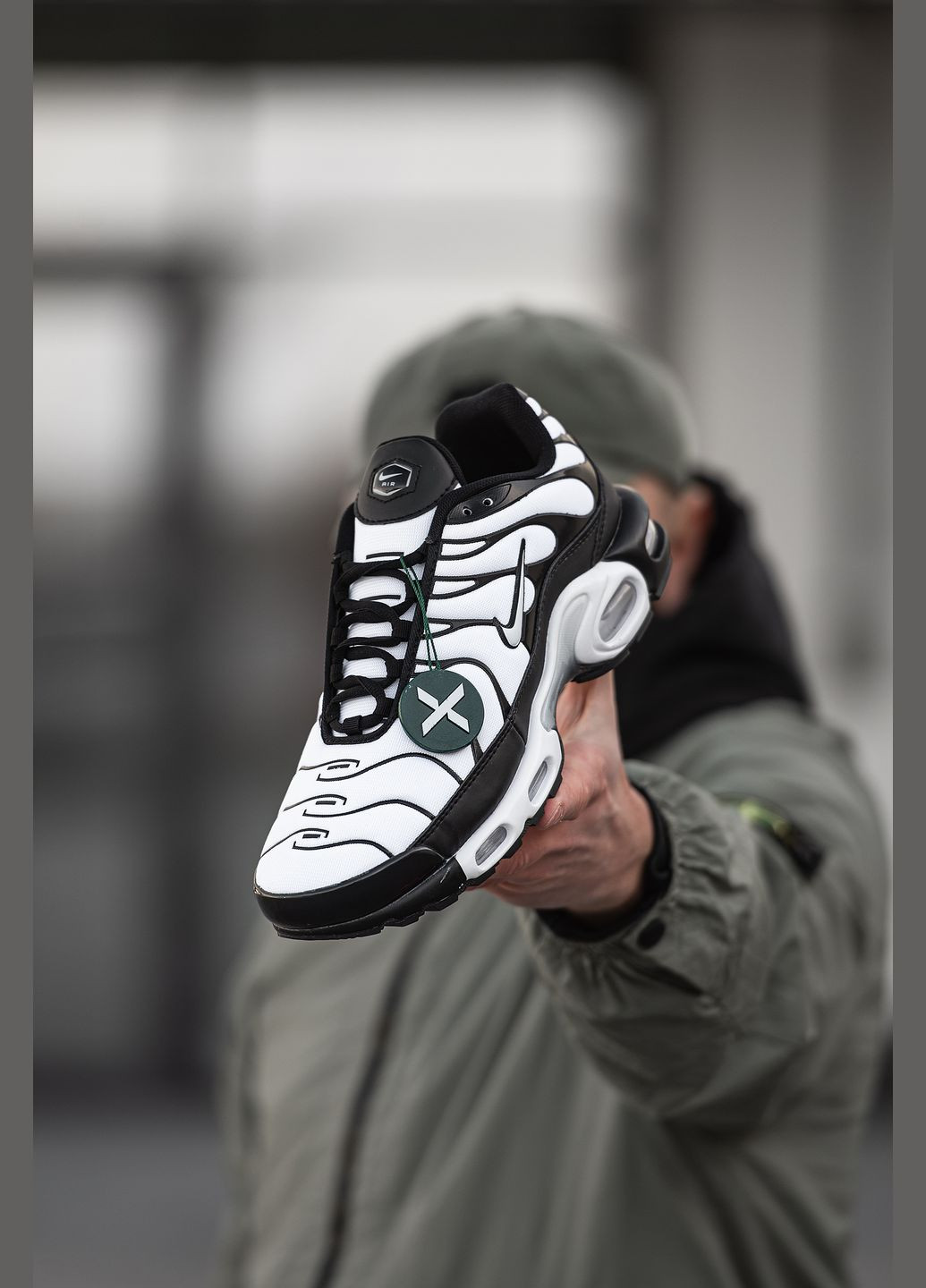 Чорно-білі Осінні кросівки чоловічі і жіночі nike air max tn plus black white | найк аір макс тн плюс чорно-білі No Brand