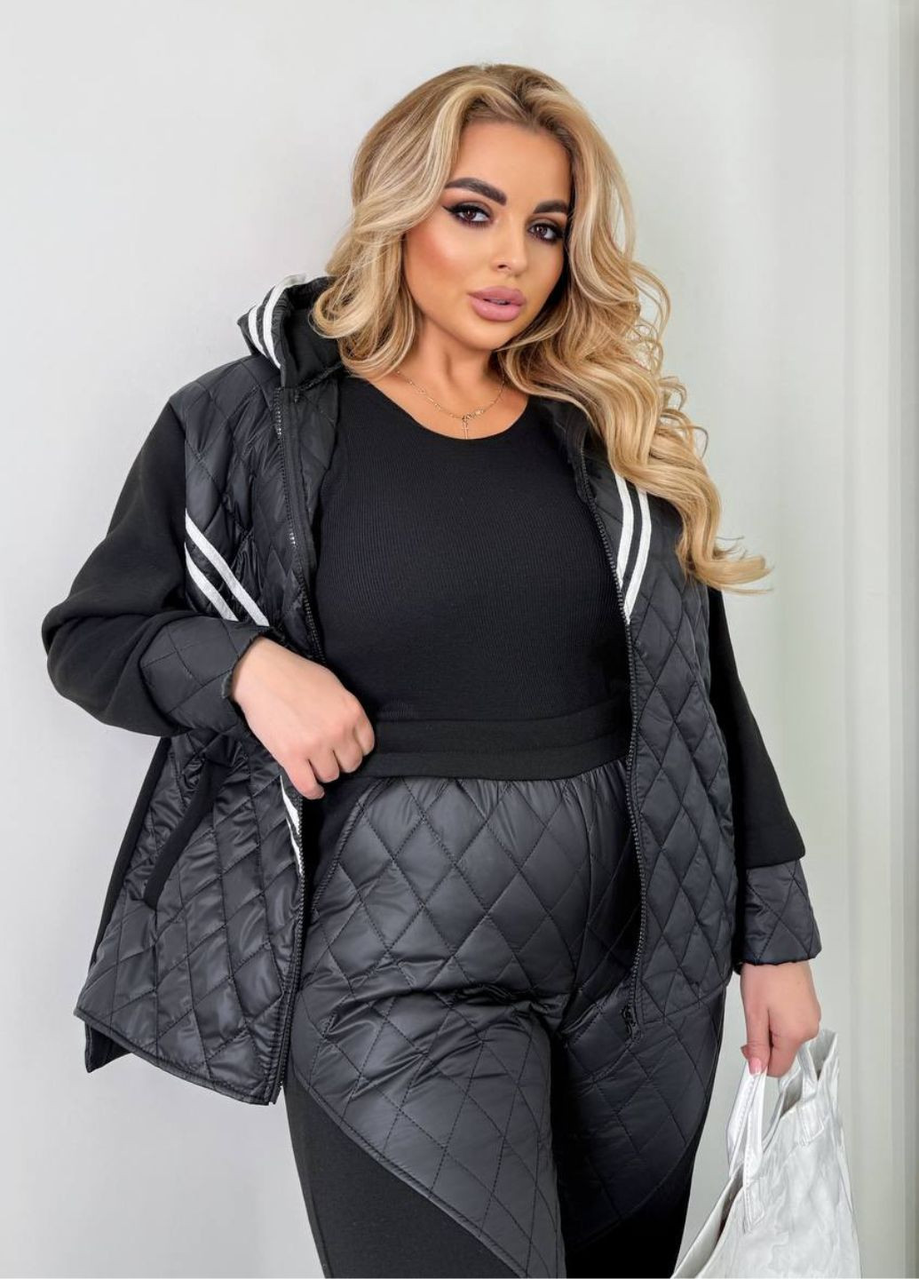 Женский стеганый костюм-двойка с лампасами Tik-Tak (340334375)