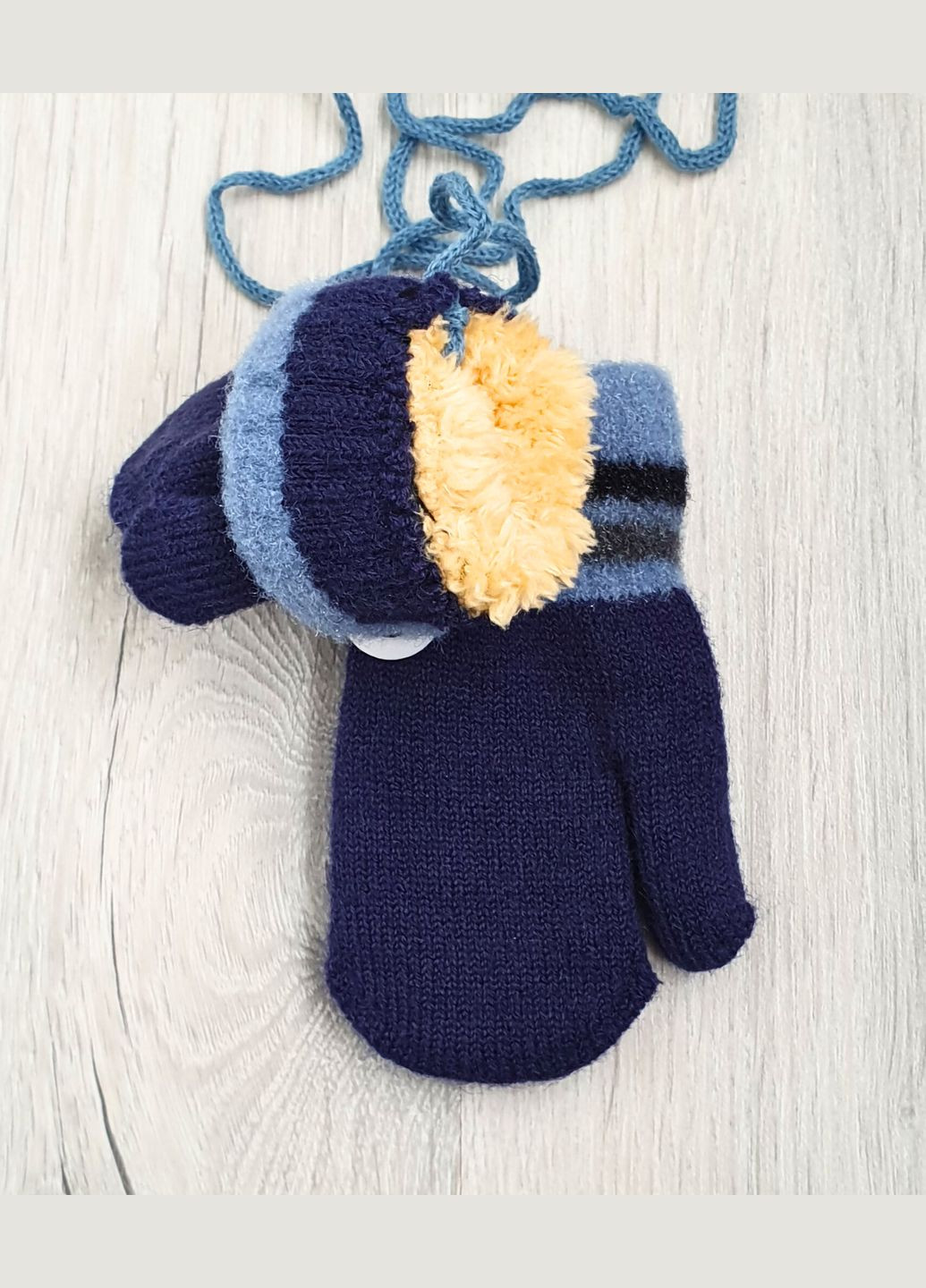 Теплые варежки на меху для мальчиков на шнурках, 1-3 года No Brand (306456958)