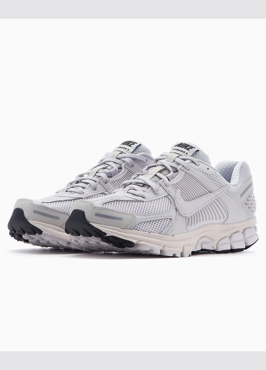 Серые всесезонные мужские кроссовки air zoom vomero 5 bv1358-001 весна лето текстиль сетка серые Nike