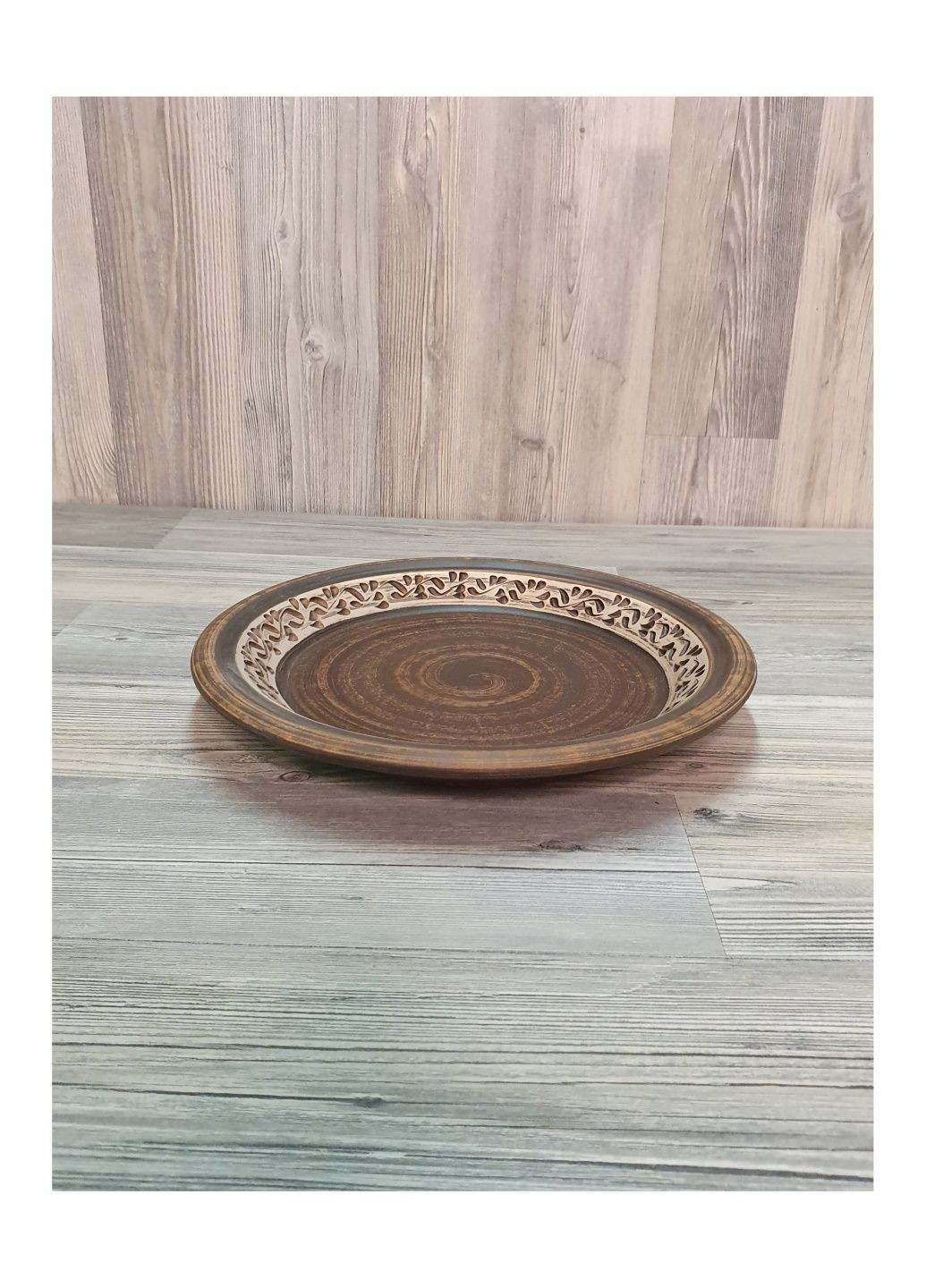 Тарілка 19.5 см., з червоної глини No Brand (329722684)