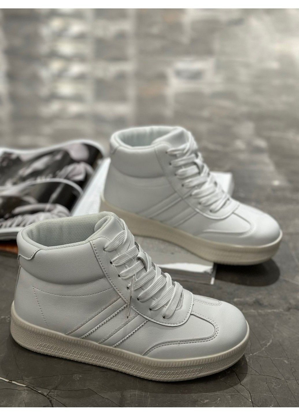 Белые всесезон кожаные кроссовки sdwn20-4 Stilli