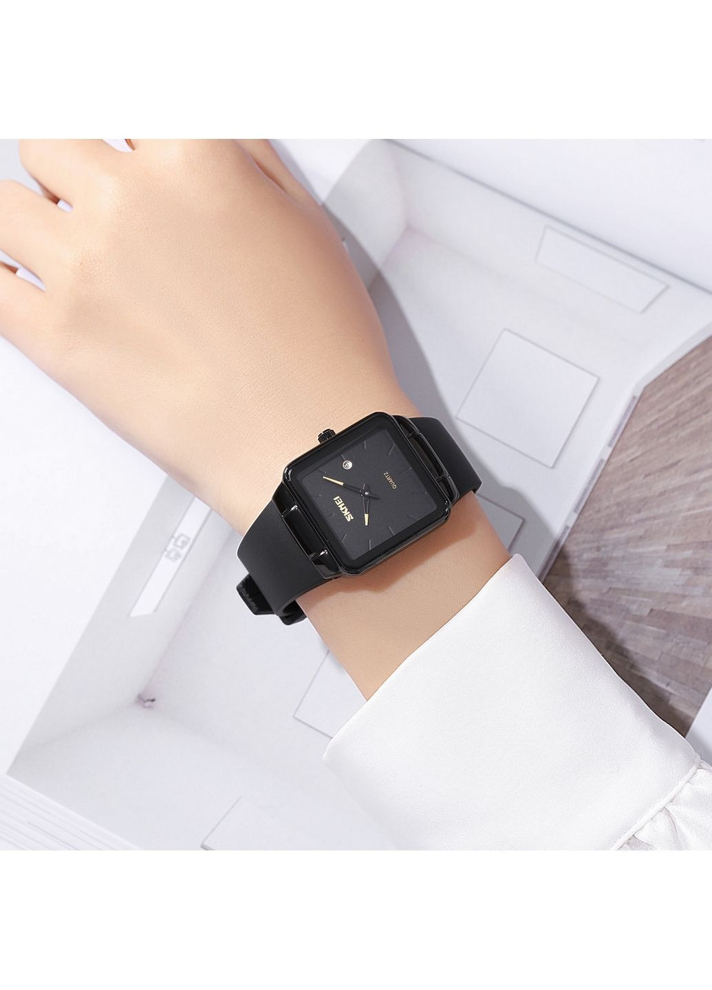 Женские наручные часы Skmei (371673265)