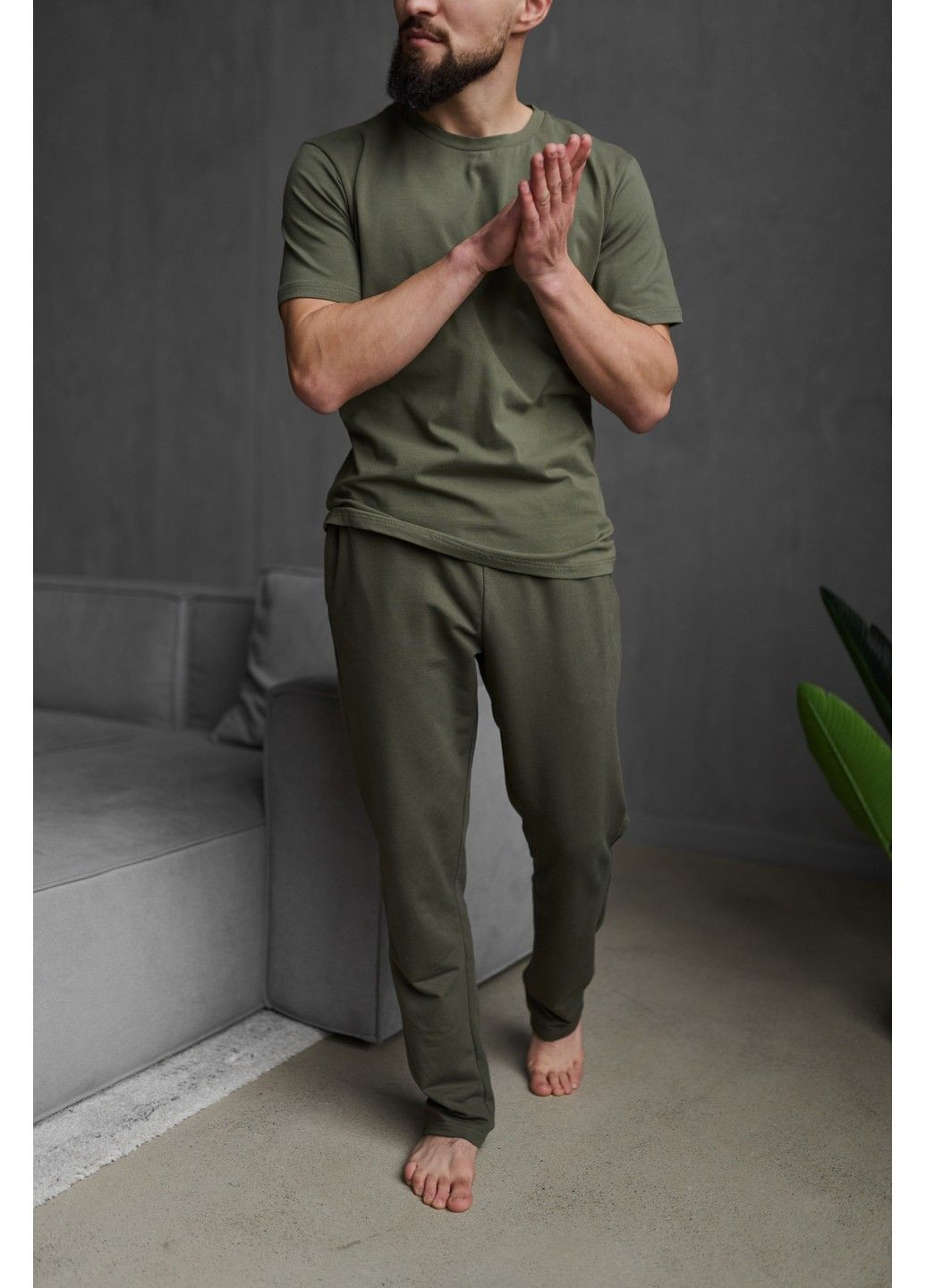 Хаки повседневный демисезонные прямые брюки Handy Wear