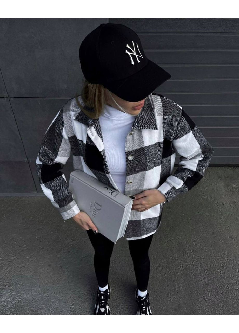 Черно-белая рубашка No Brand