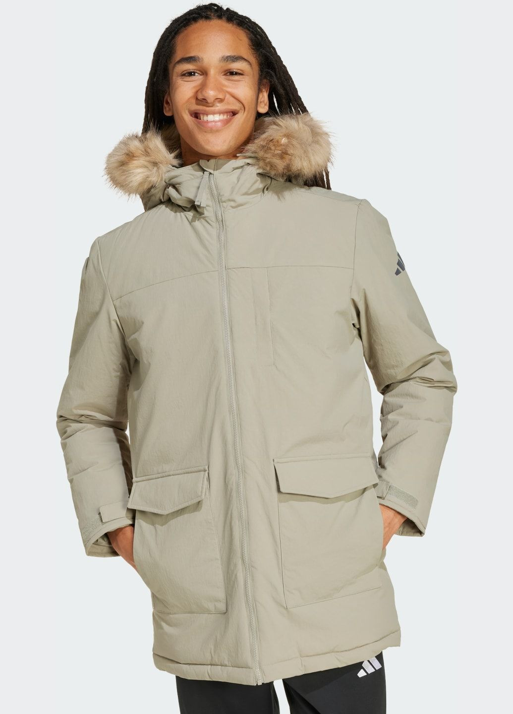 Зеленая демисезонная парка paveric climawarm fur adidas