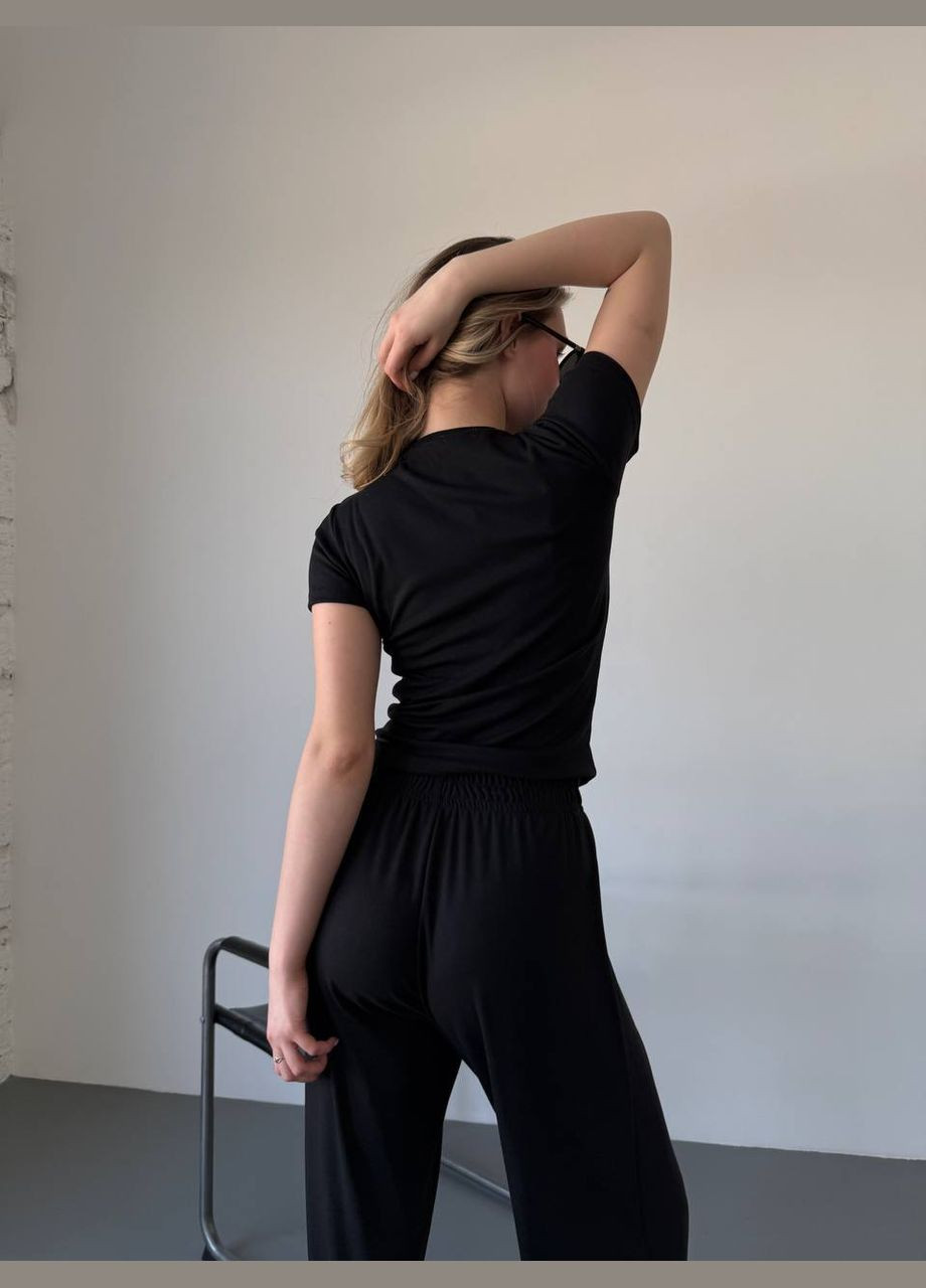 Женский костюм двойка футболка + брюки MonCher (338186245)