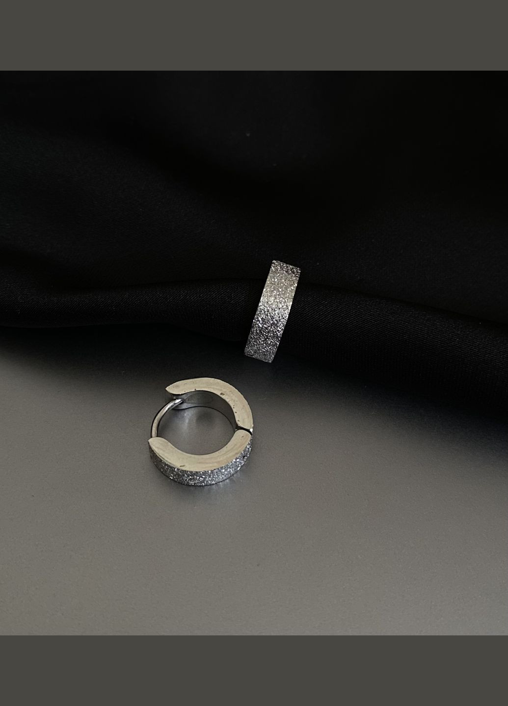 Сережки застібка - кільце срібного кольору 32015 Fashion (335814457)