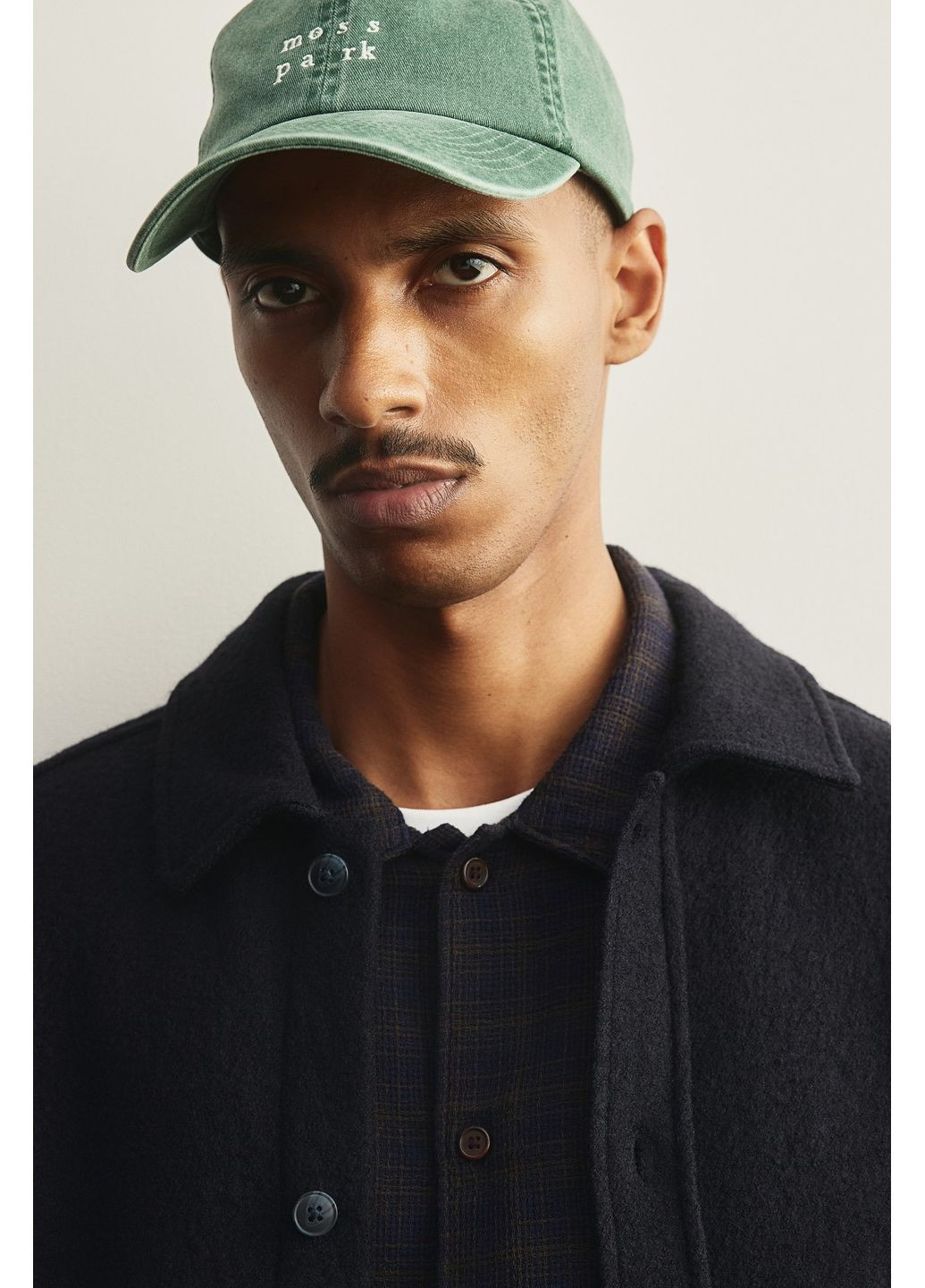 Бесцветная демисезонная куртка-рубашка свободного кроя H&M