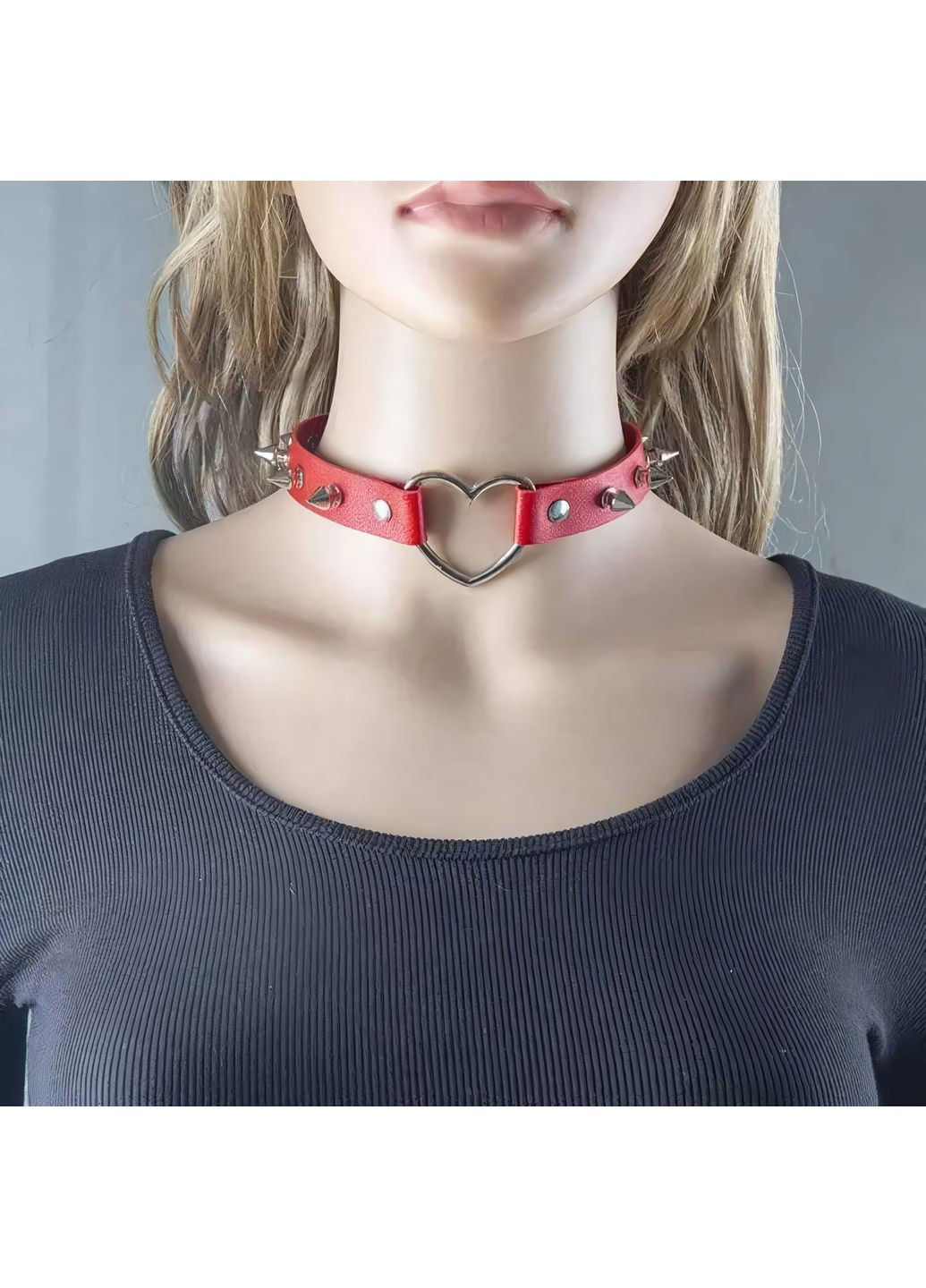 Чокер із сердечком та шипами XS-M No Brand поліуретан (368893735)
