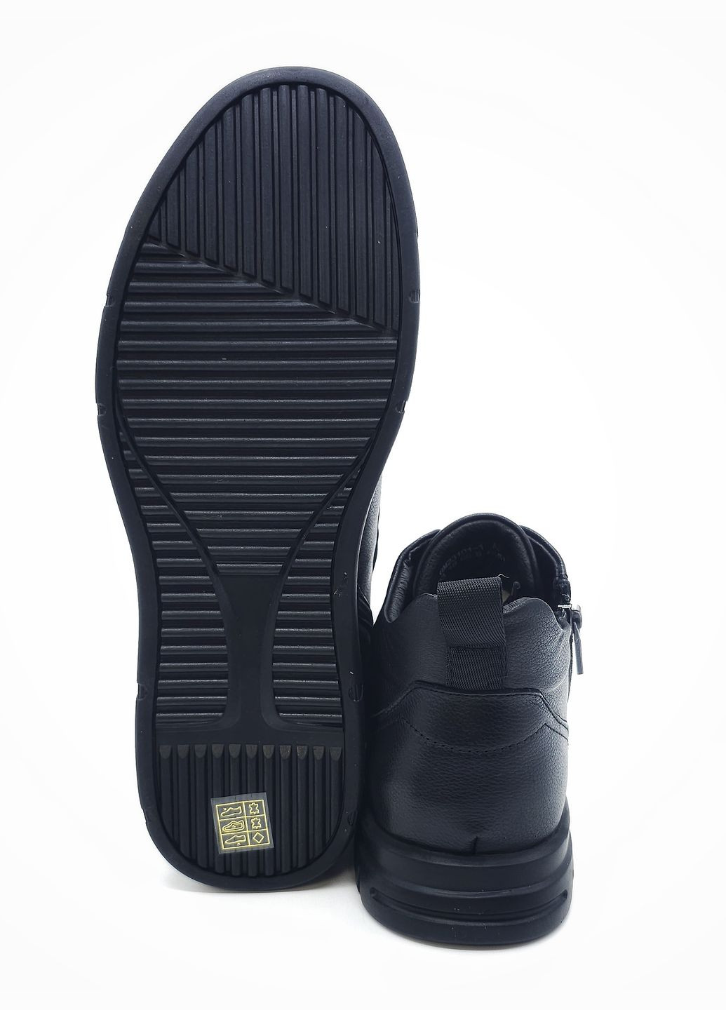Черные осенние черевики Boss Victori