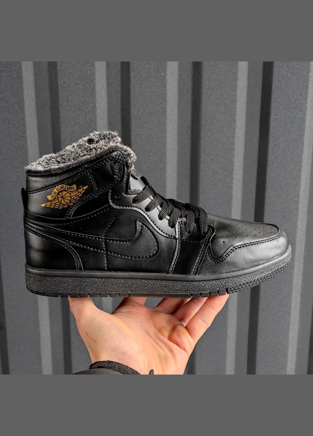 Чорні Зимовий кросівки зимові чоловічі nike air jordan 1 winter high black fur | найк аір джордан 1 високі чорні з хутром No Brand