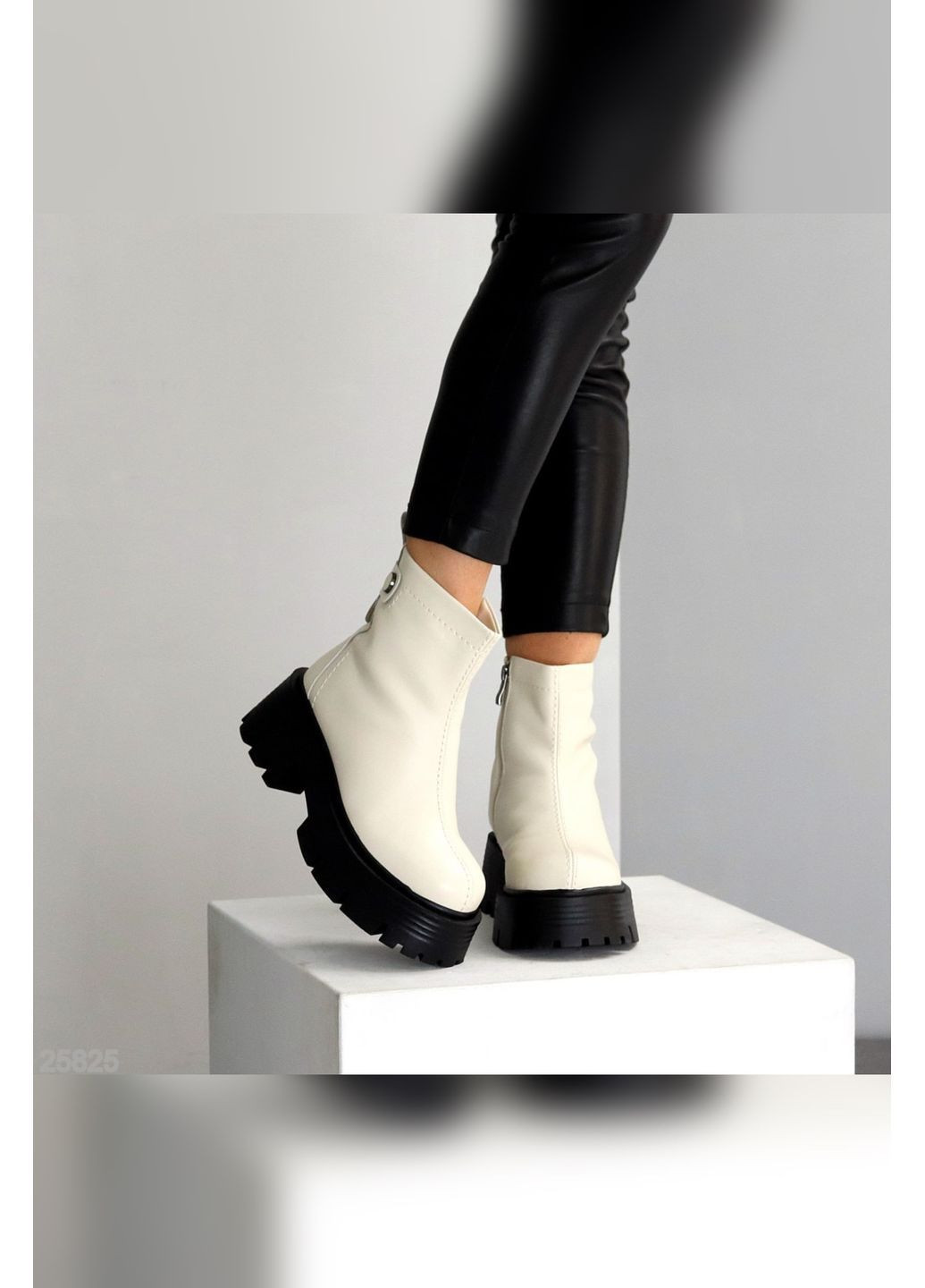 Зимние эффектные женские ботинки No Brand