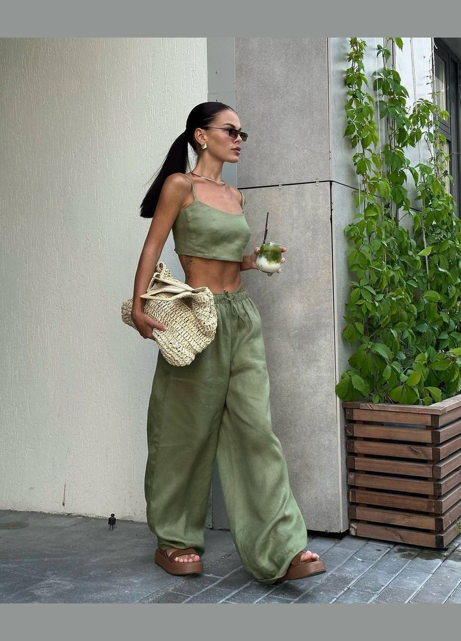 Жіночий костюм з штанами та топом Adelante (346055223)