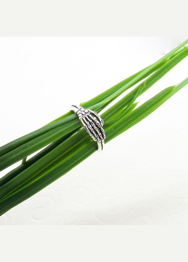 Серебряное кольцо "Рука скелета" 20 No Brand (350667553)