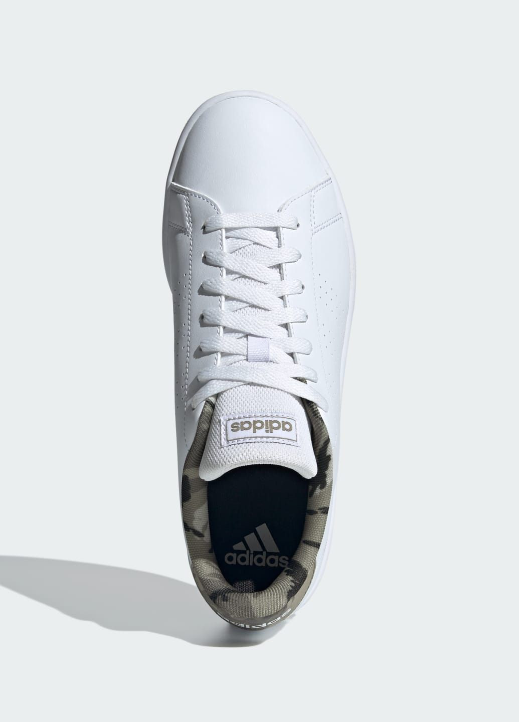 Білі всесезон кросівки advantage base adidas