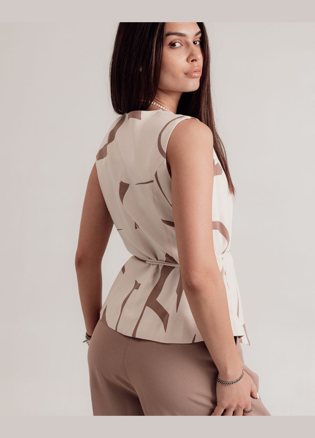 Костюм жіночий літній молочно-бежевий (жилет, штани) Samsara (329693023)