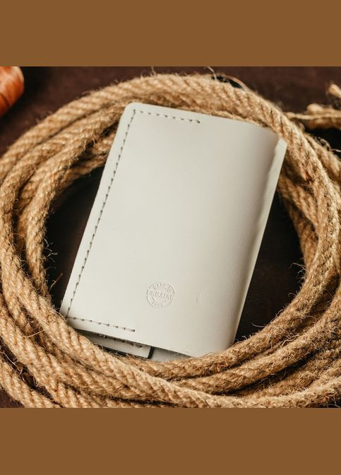 Паспортница Белая Home с тиснением кожаная, обложка на паспорт, стильный практичный чехол из кожи No Brand (333705837)