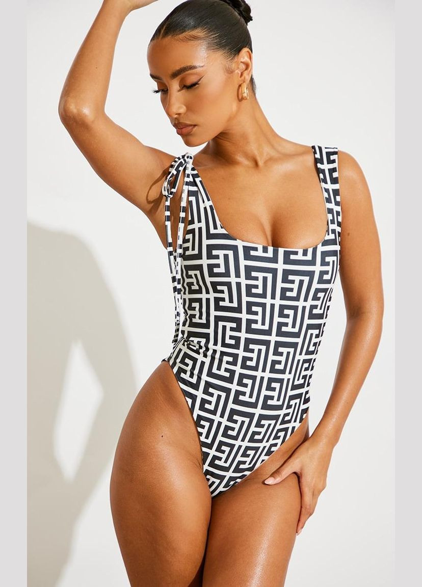 Чорний літній купальник суцільний суцільний PrettyLittleThing