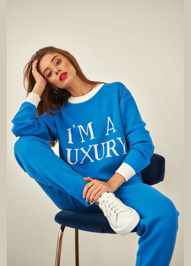 Синій демісезонний джемпер вільного крою зі спущеною лінією плеча (2440) Triko Bakh