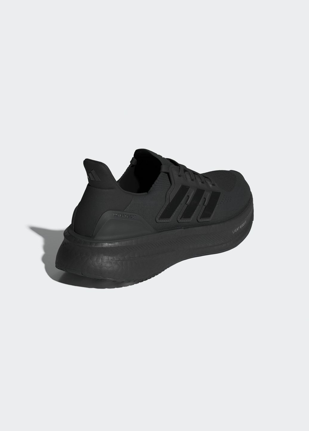Кроссовки Ultraboost 5 adidas чёрные всесезоны (305842215)