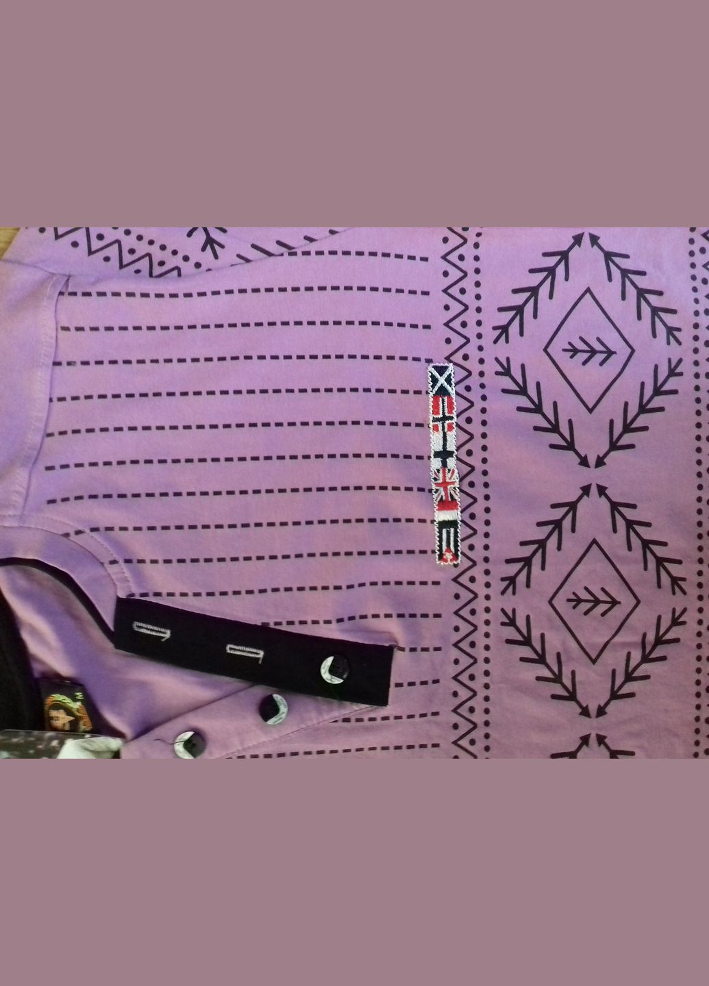 Сиреневая футболка мужская р.44 сиреневый No Brand