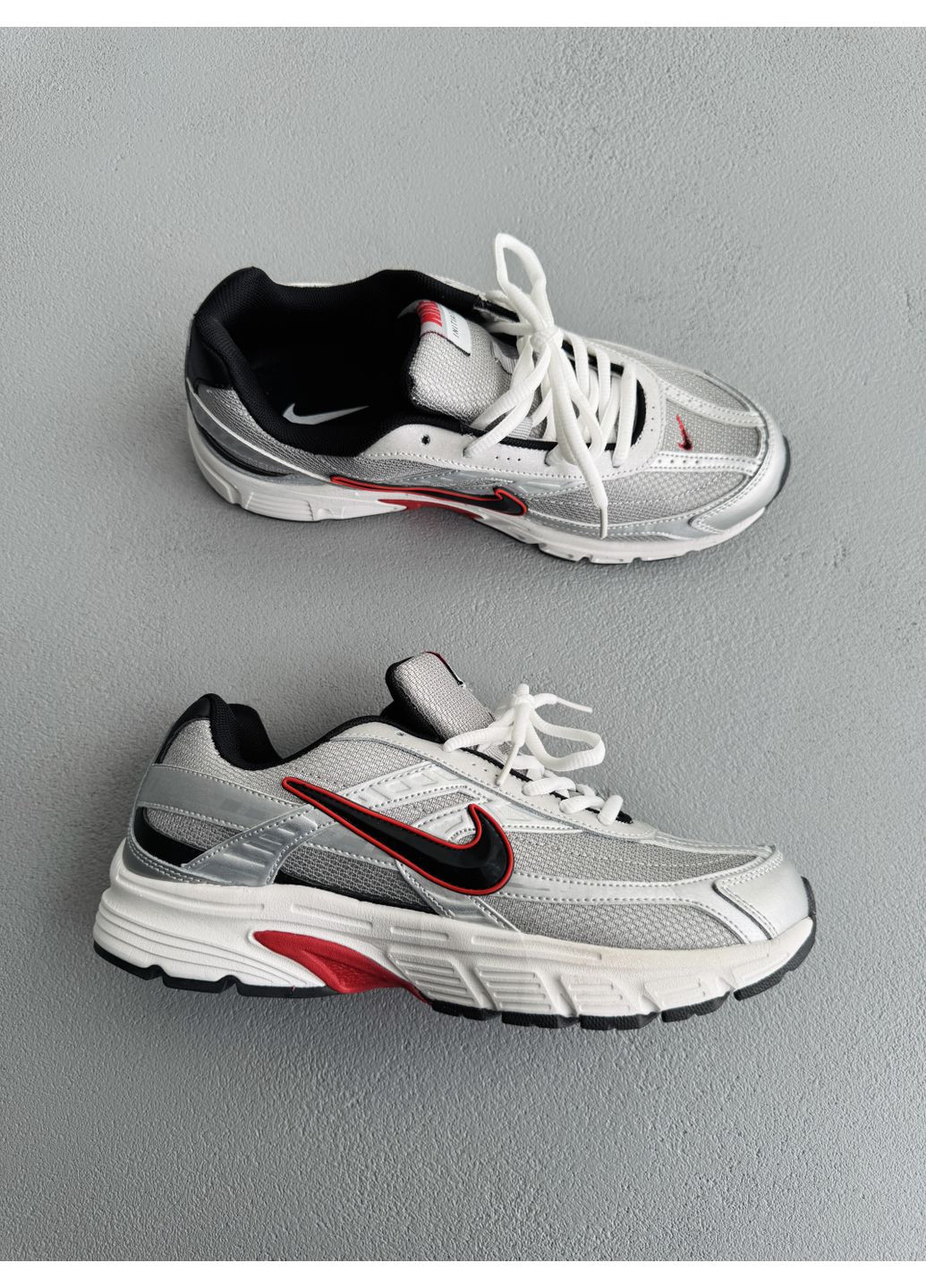 КРОСІВКИ ЖІНОЧІ NIKE INITIATOR SILVER / RED GORE-TEX НАЙК ІНІТАТОР No Brand комбіновані демісезони (367166804)