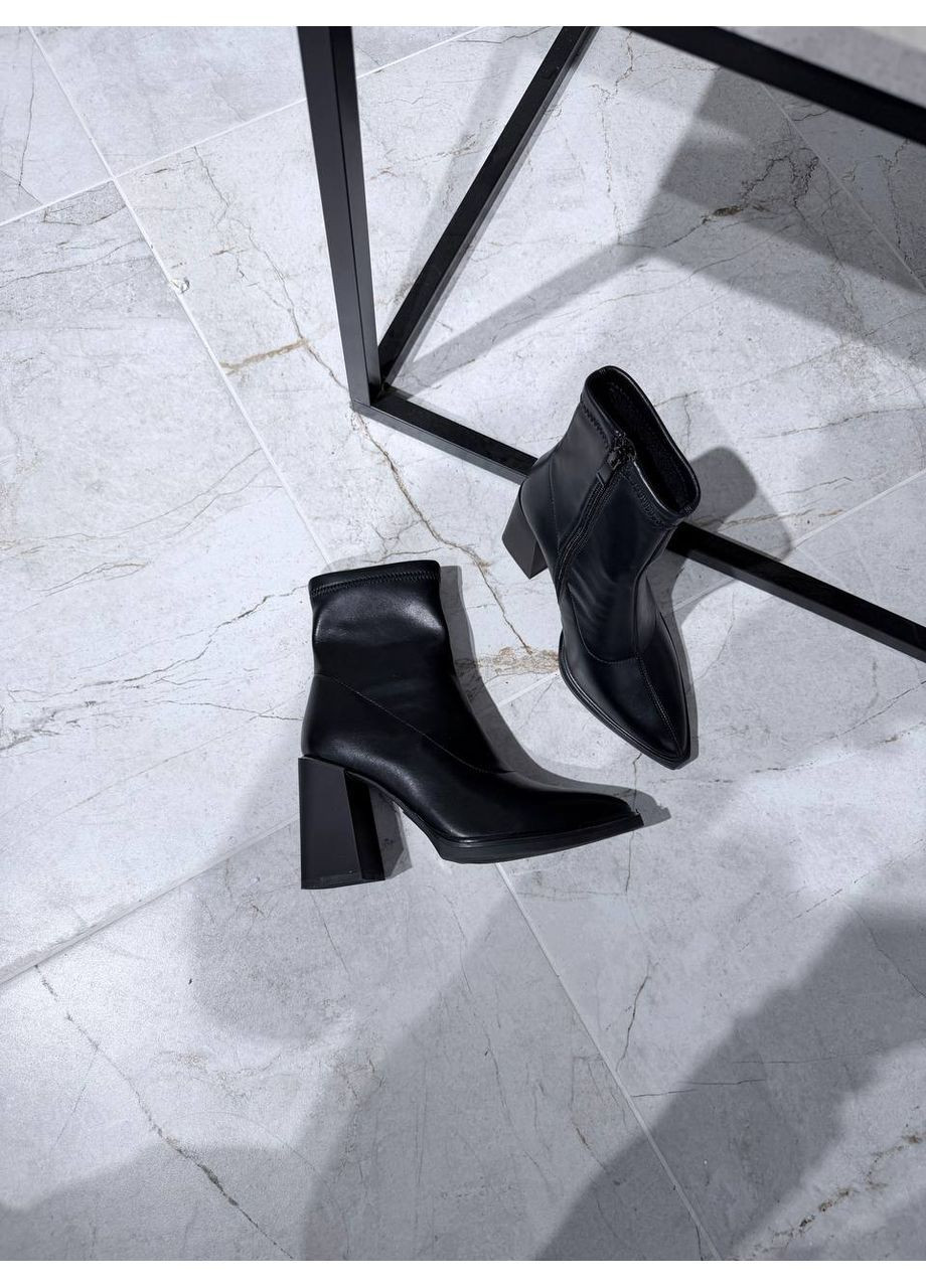 Черные демисезонная черные ботильоны Helen