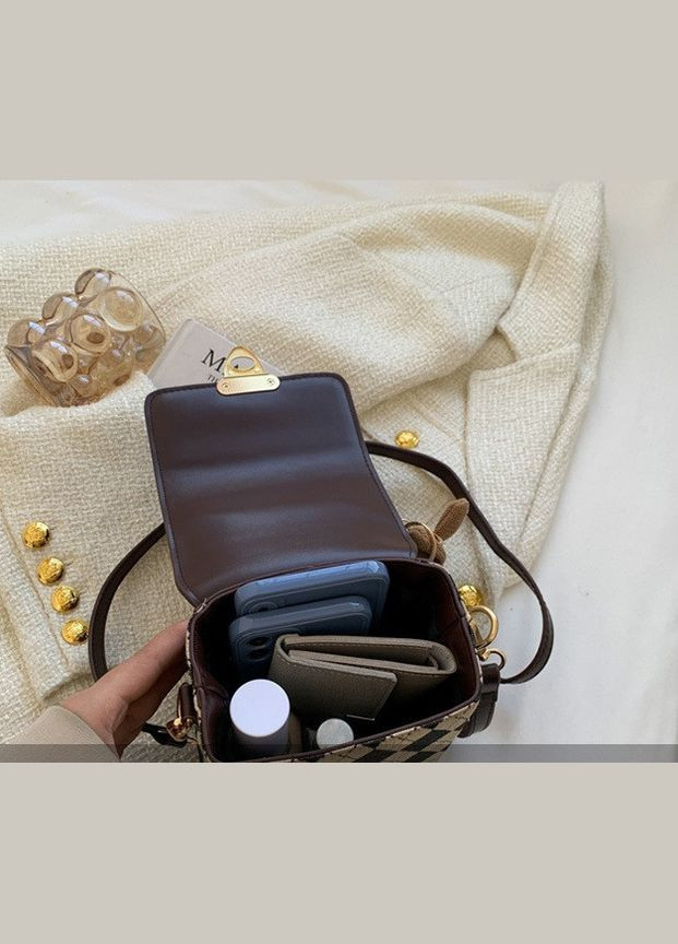 Жіноча міні сумочка клатч з зайцем брелоком 1 No Brand (298998179)