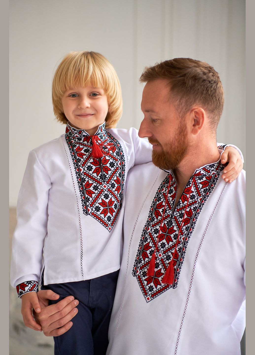 Белая вышиванка из натуральной ткани для мальчика "классика" (красно-черная) Kalyna домотканное полотно (316036747)