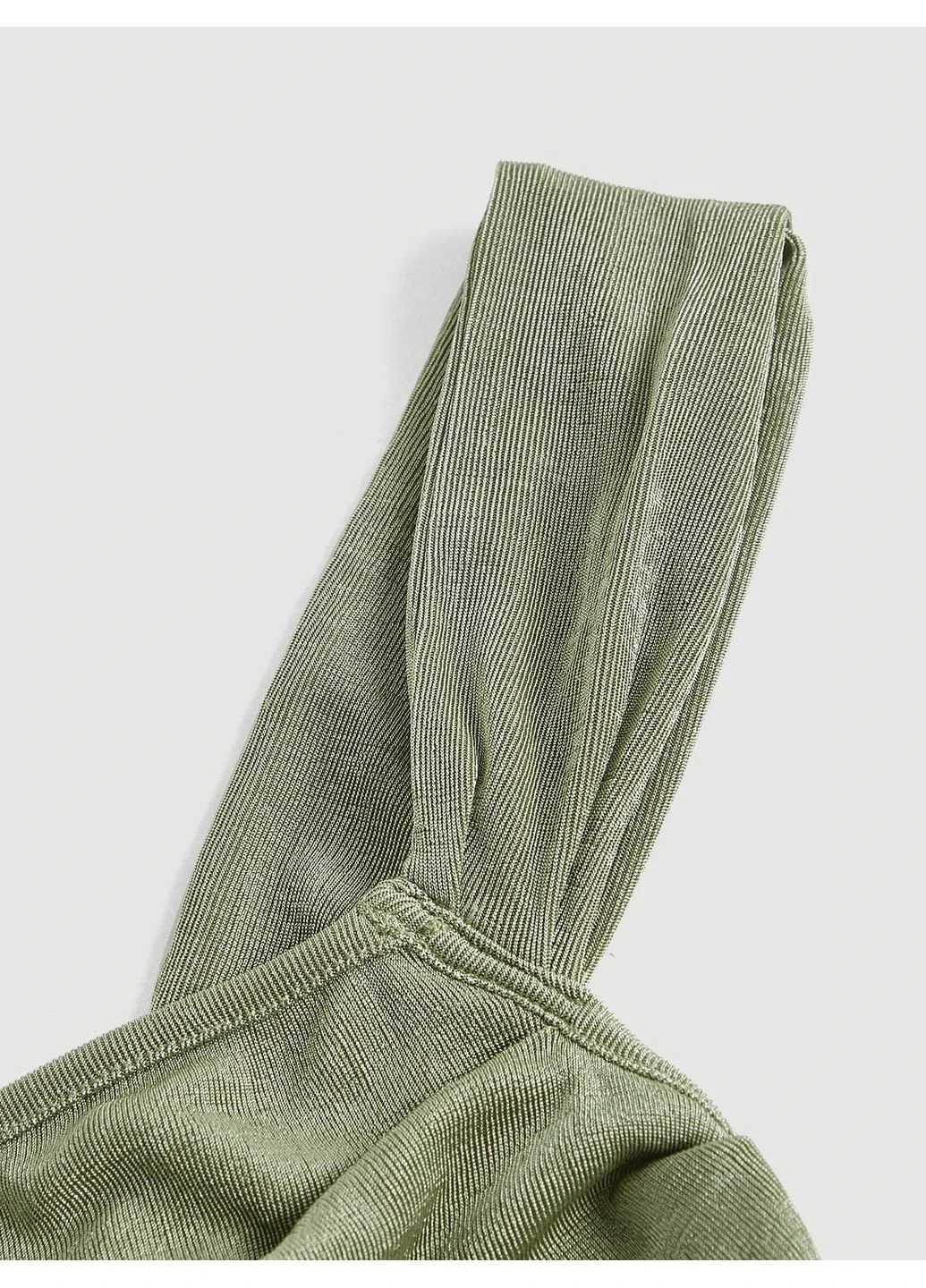 Оливковая блузка SHEIN