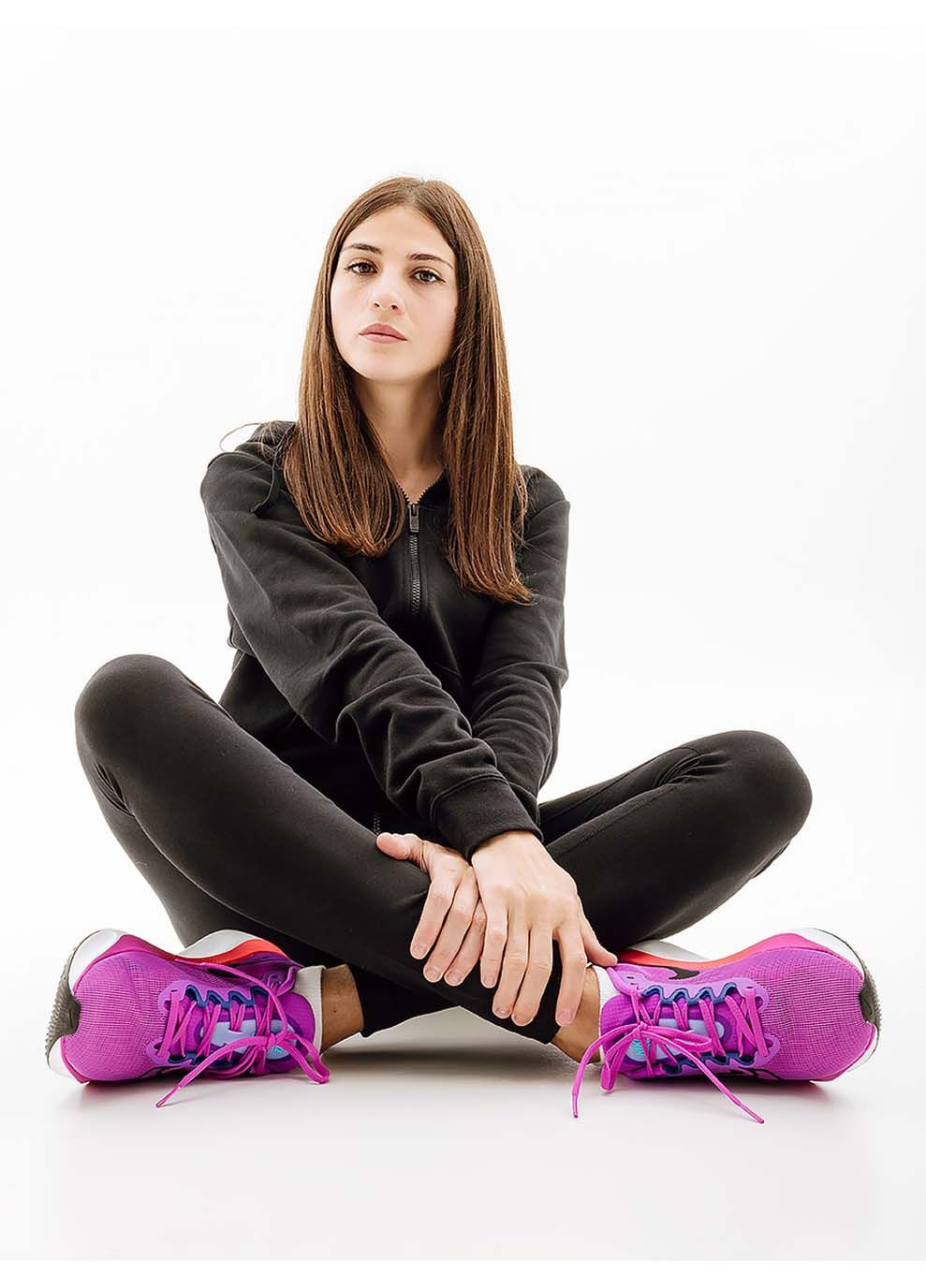 Жіноча Толстовка CLUB FLC FZ HOODIE STD Чорний Nike (302209948)