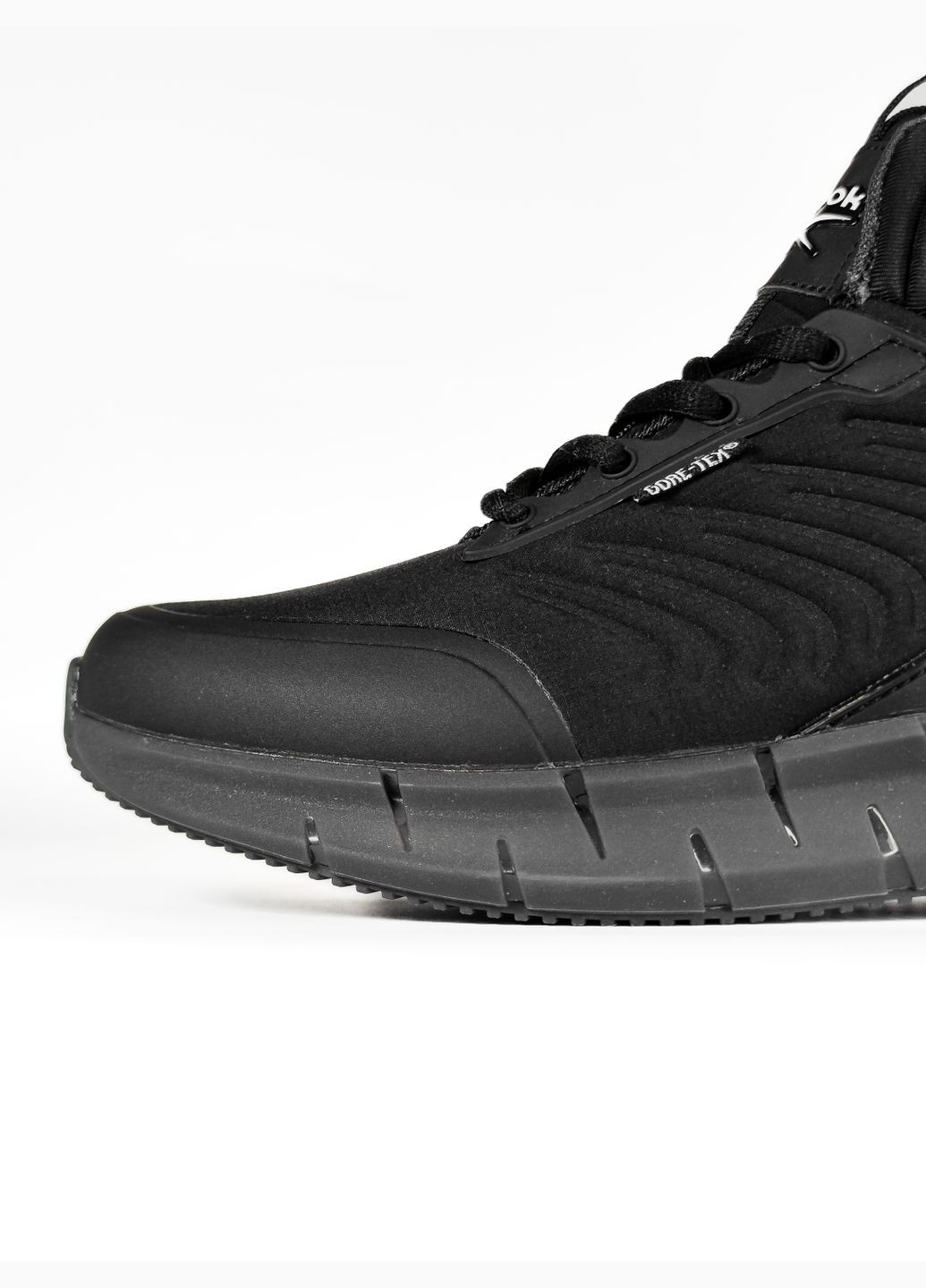 Черные зимние кроссовки зимние мужские reebok zig kinetica winter black fur | рибук зиг кинетика черные с мехом No Brand