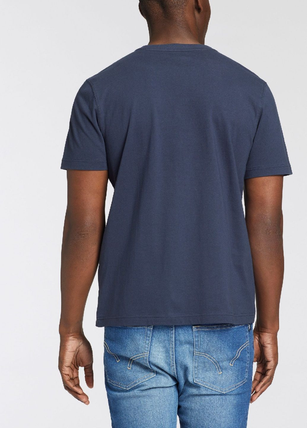 Темно-синя футболка Man's World